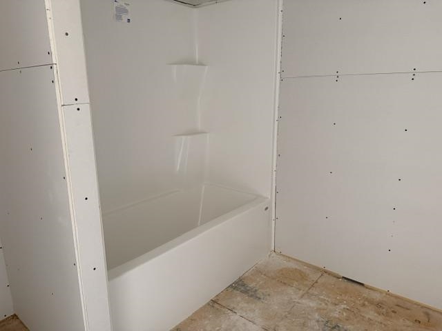 185 Hardin Rd Property Photo 3