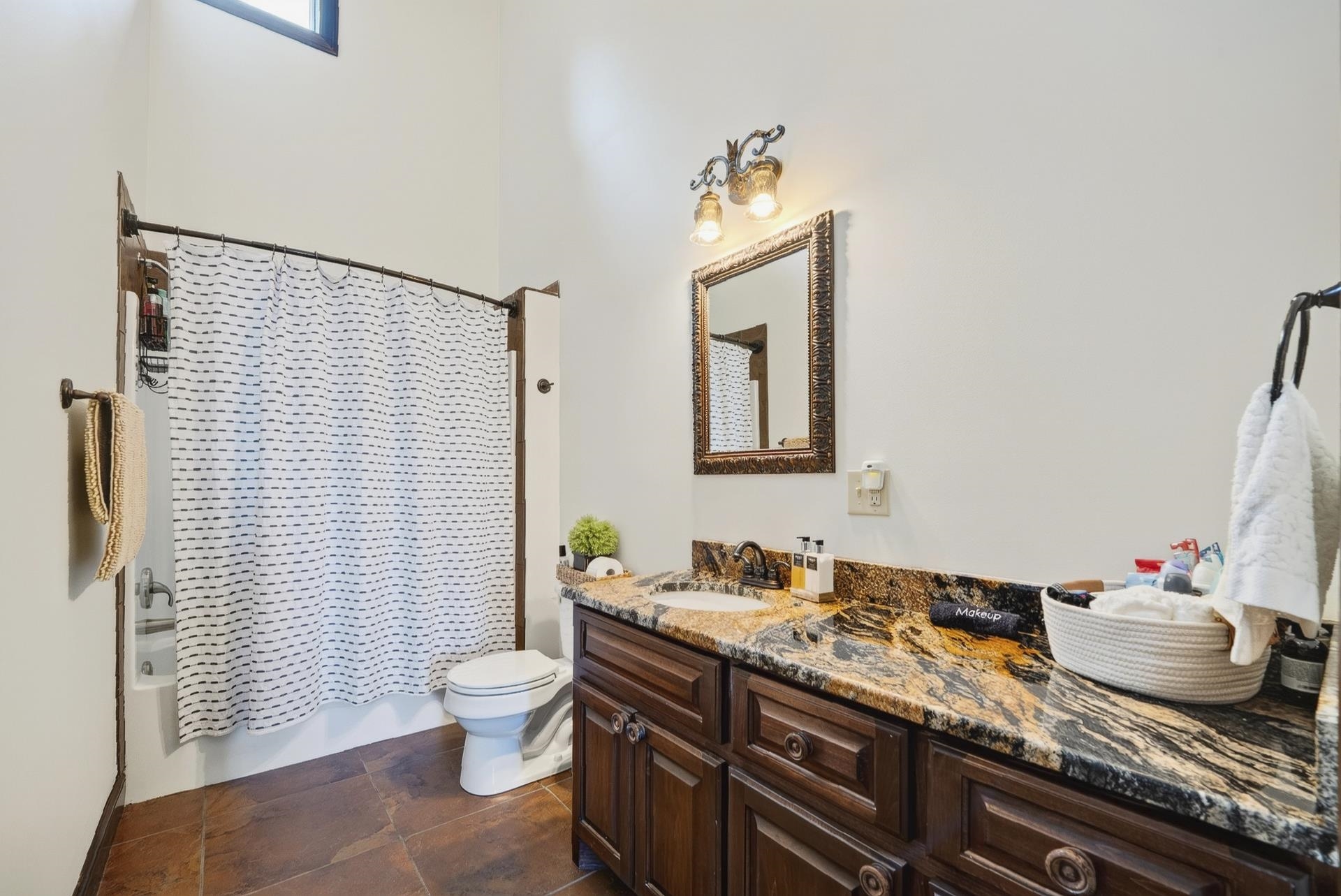 6 Glenview Dr Property Photo 18
