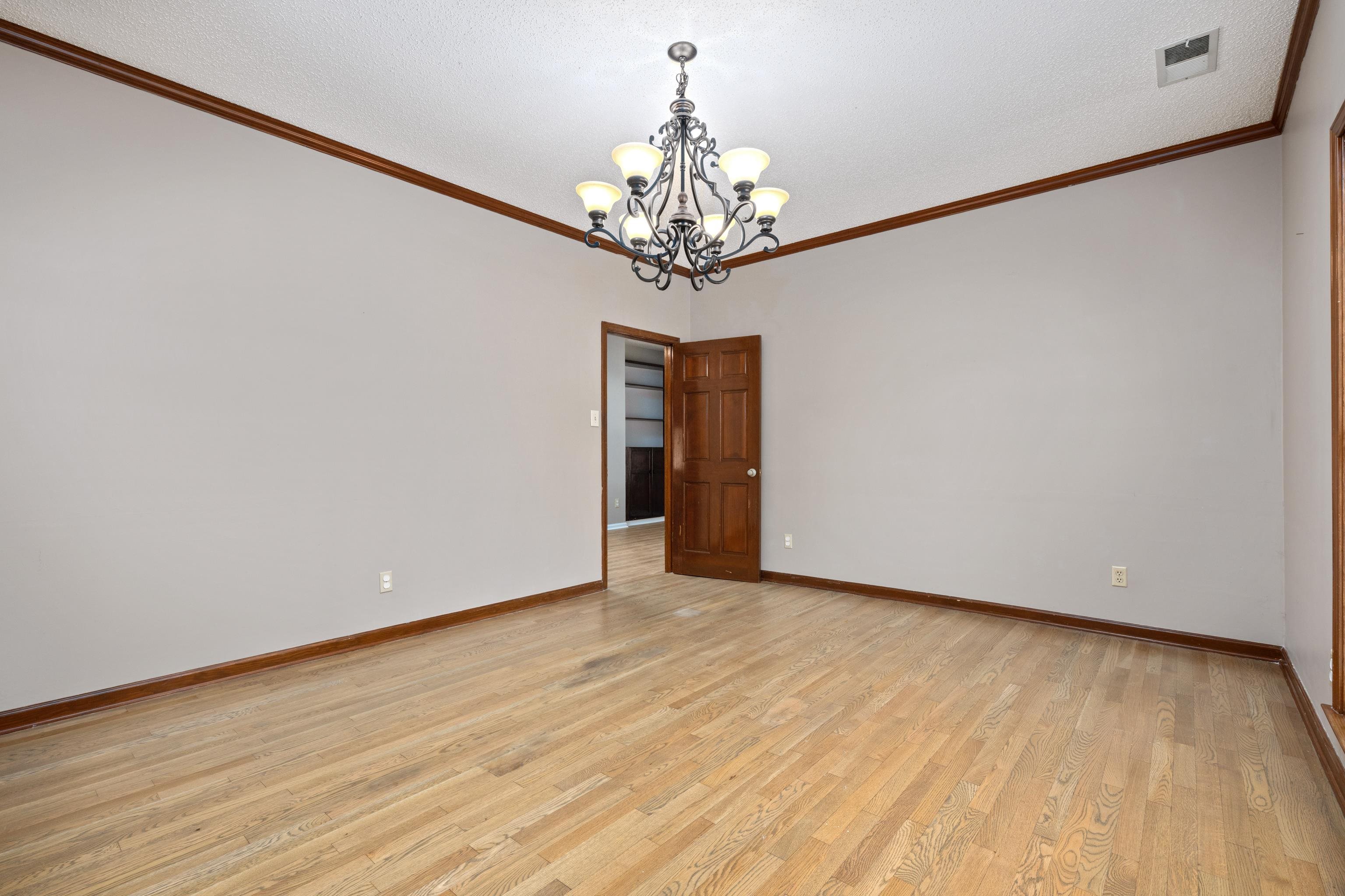 6117 Yorkhill Dr Property Photo 9