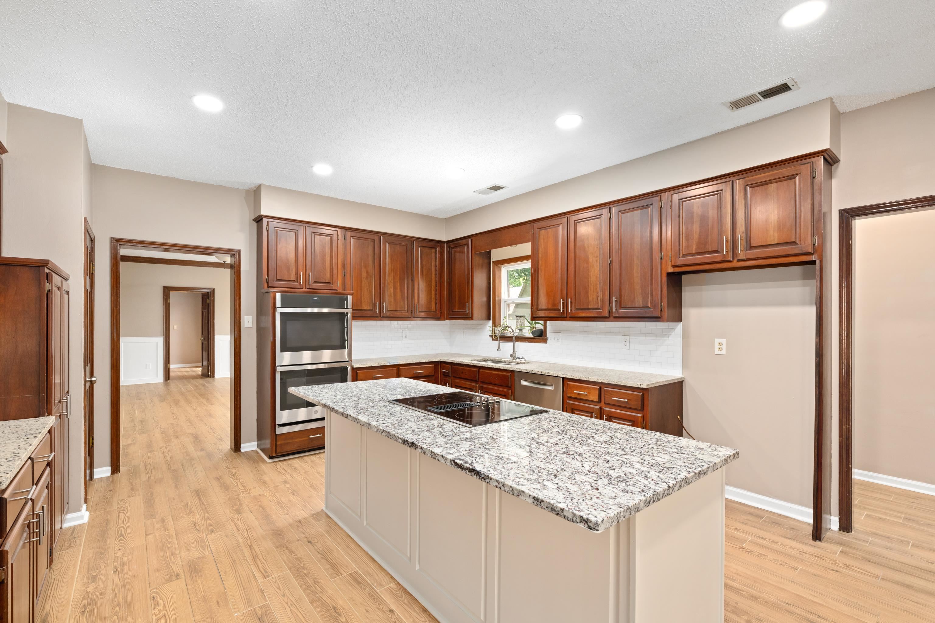 6117 Yorkhill Dr Property Photo 11