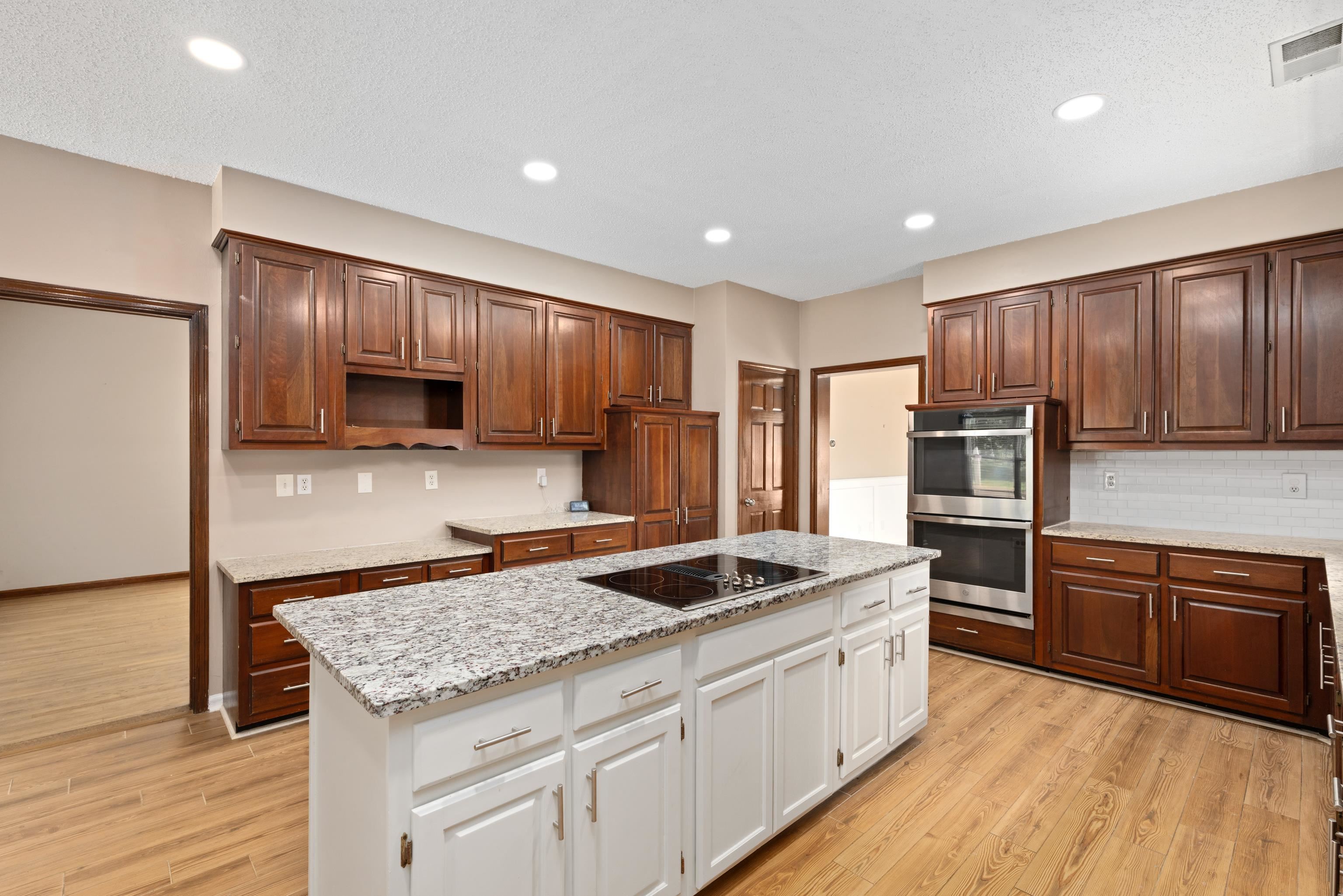 6117 Yorkhill Dr Property Photo 13