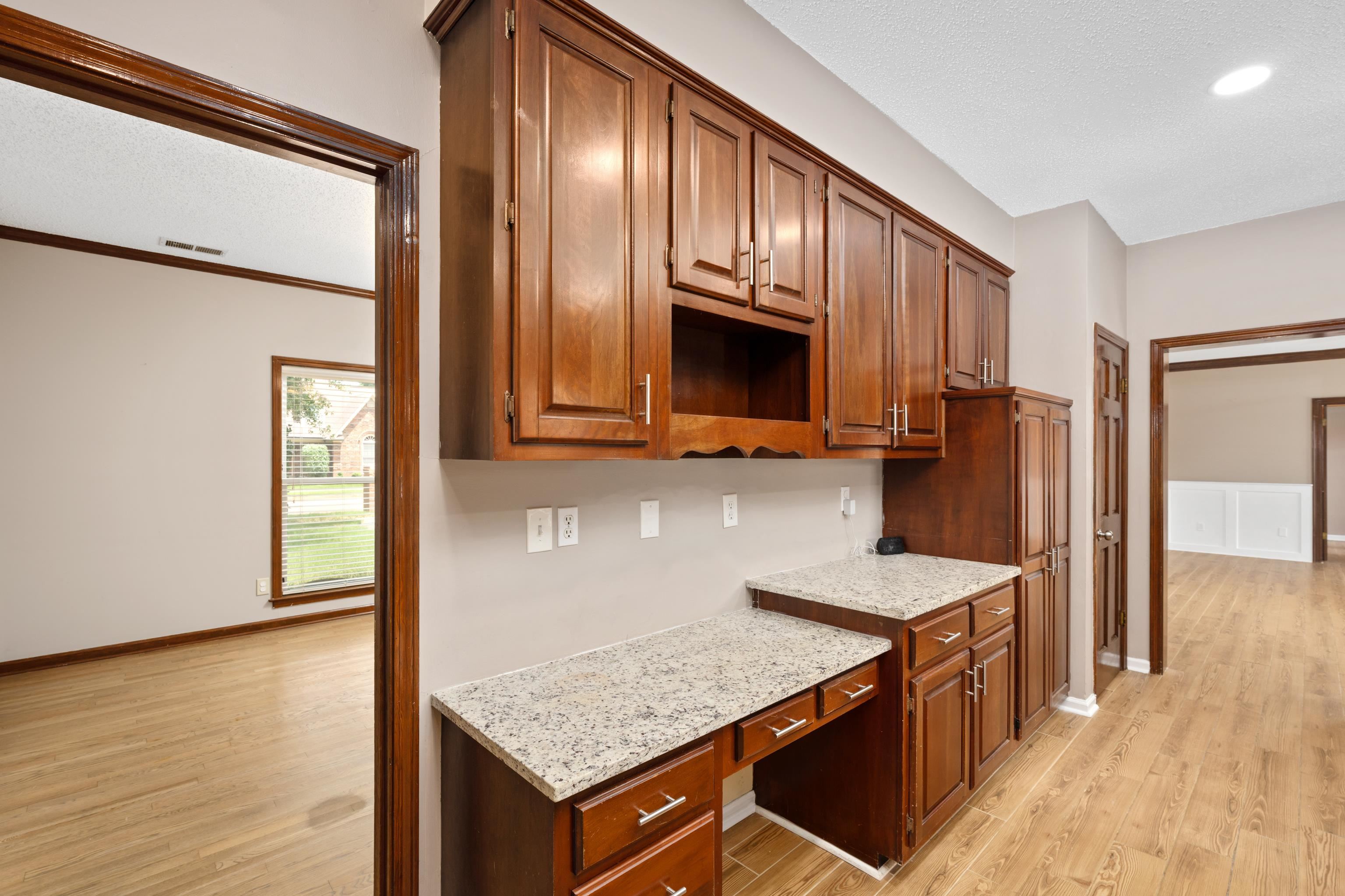 6117 Yorkhill Dr Property Photo 14
