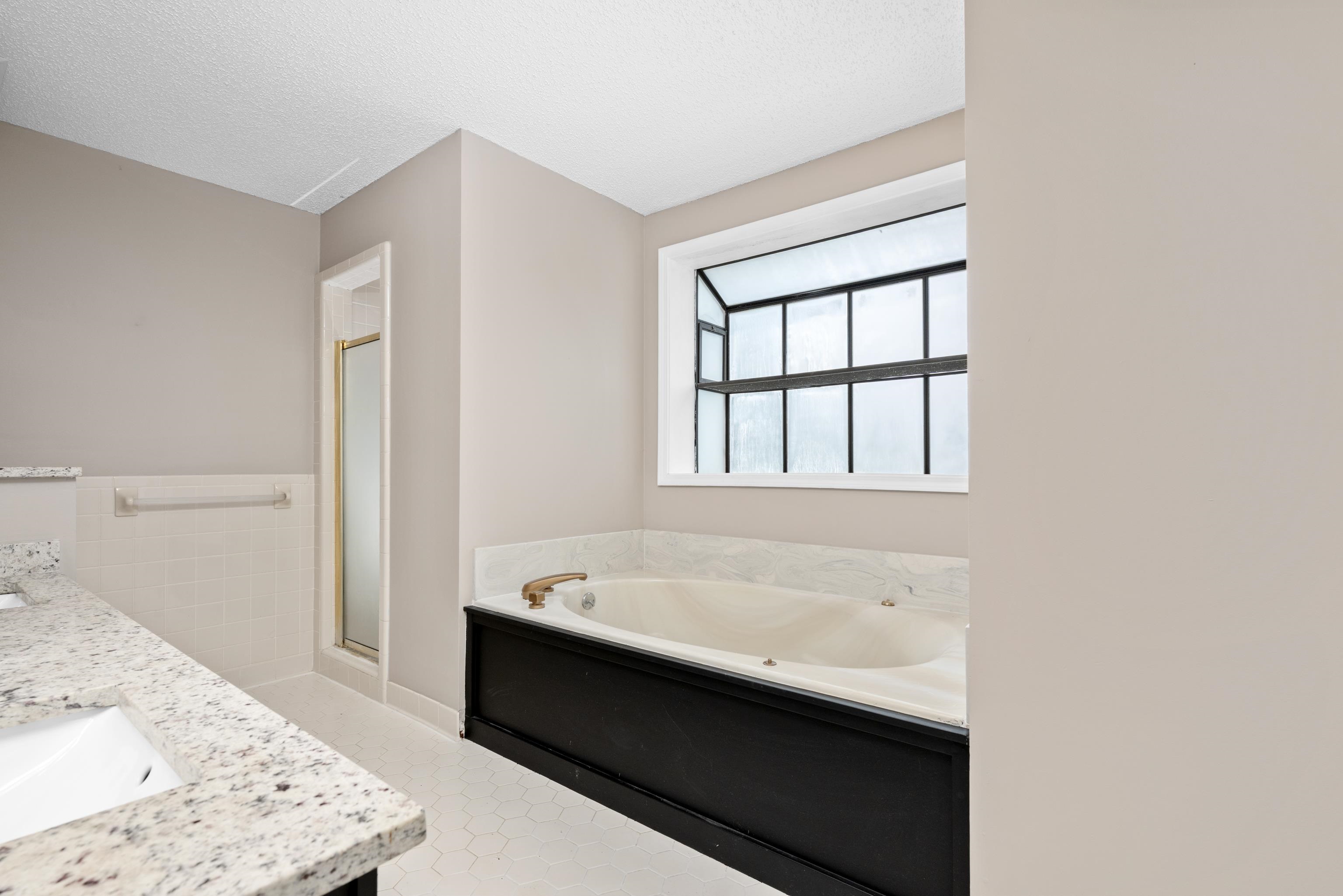 6117 Yorkhill Dr Property Photo 26