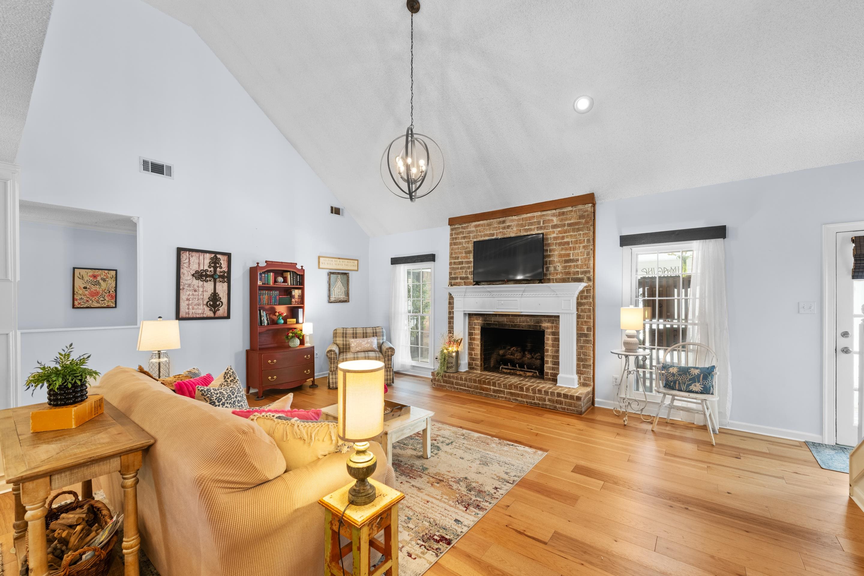 601 Royal Pecan Way Property Photo 2