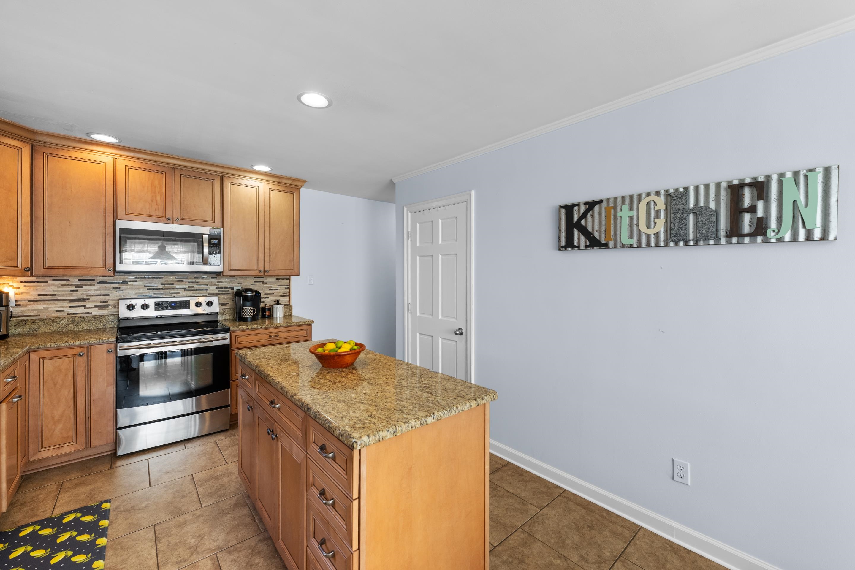 601 Royal Pecan Way Property Photo 15