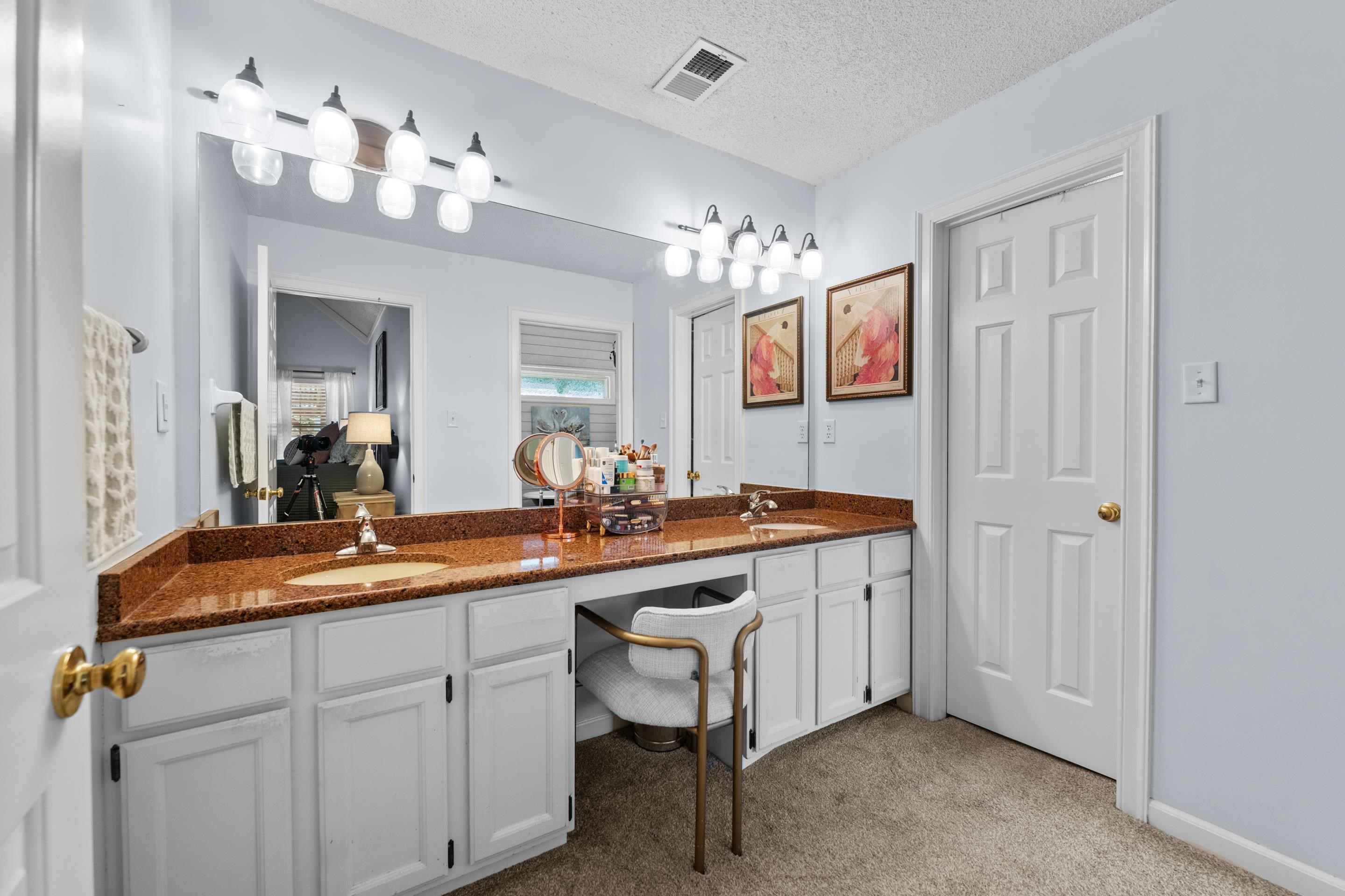 601 Royal Pecan Way Property Photo 23
