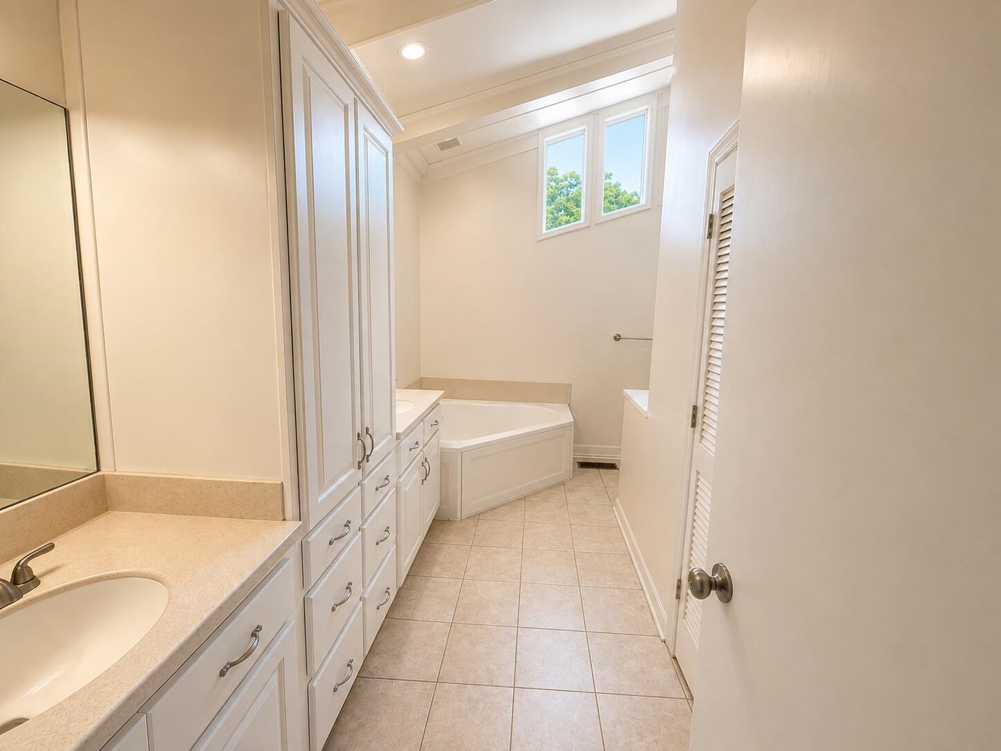 5680 N Angela Rd Property Photo 5