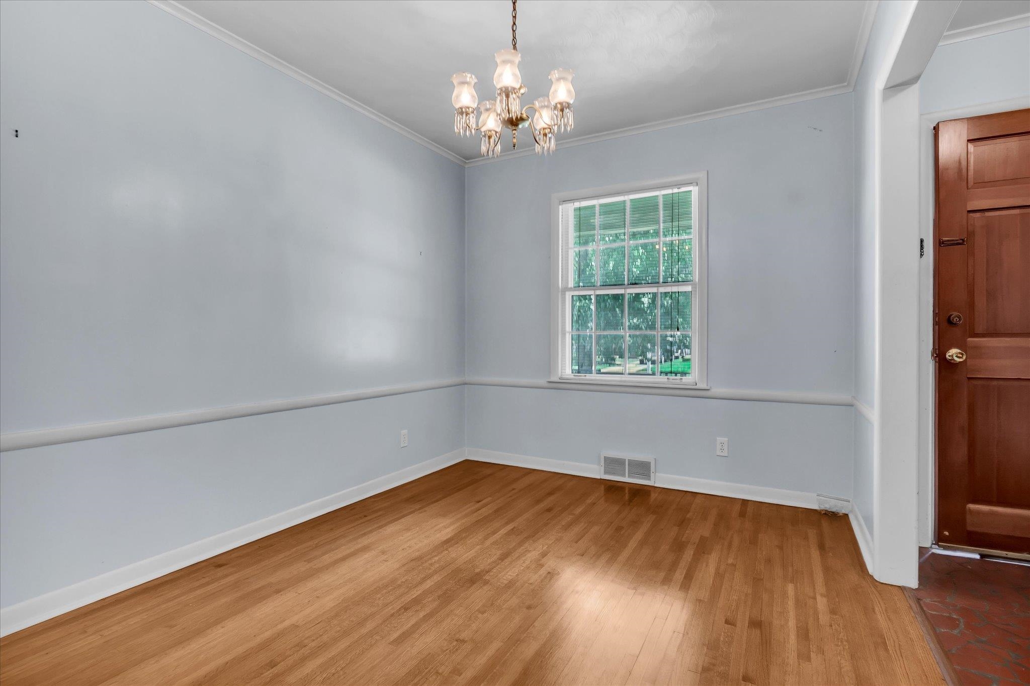 203 N Yates Rd Property Photo 6
