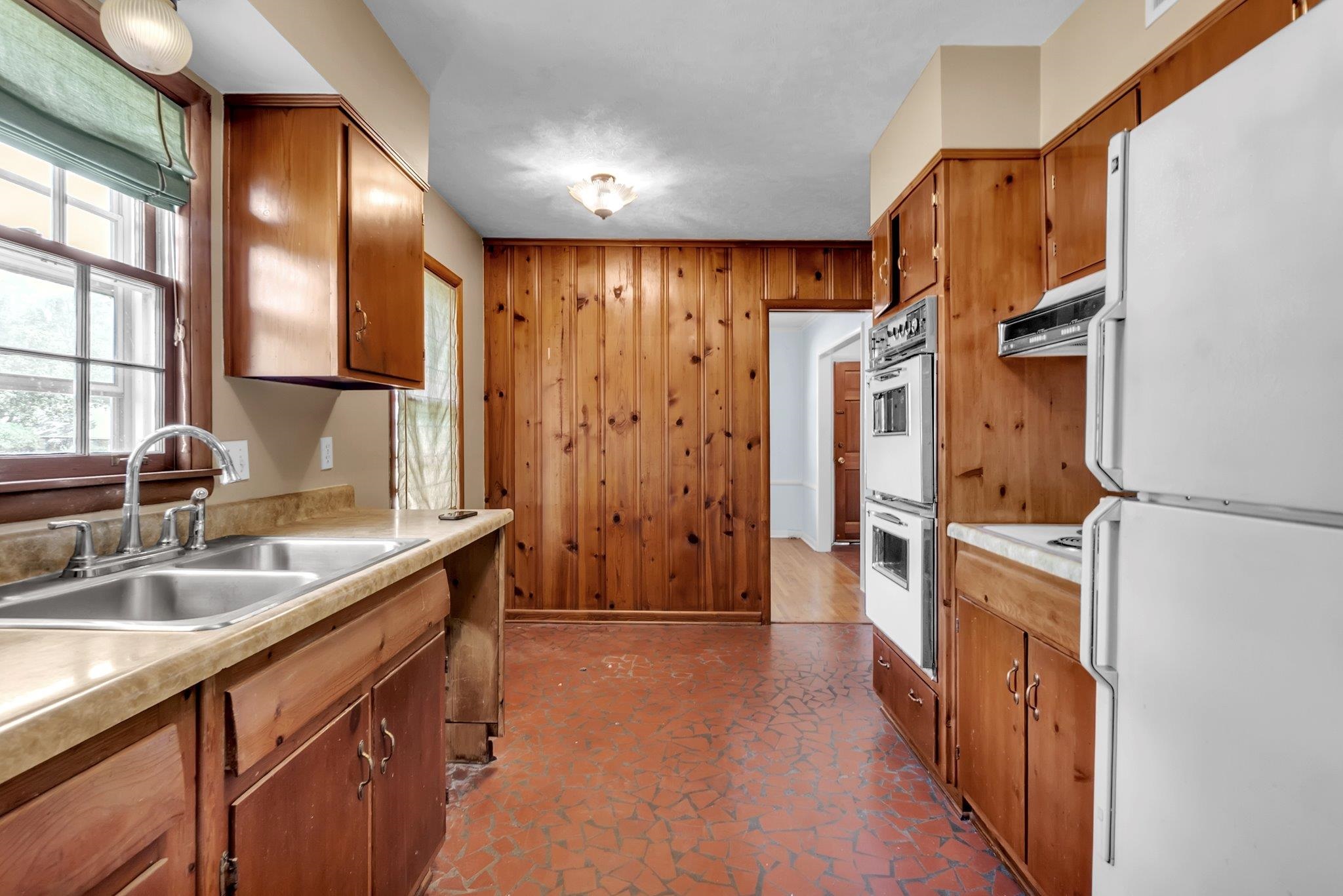 203 N Yates Rd Property Photo 9