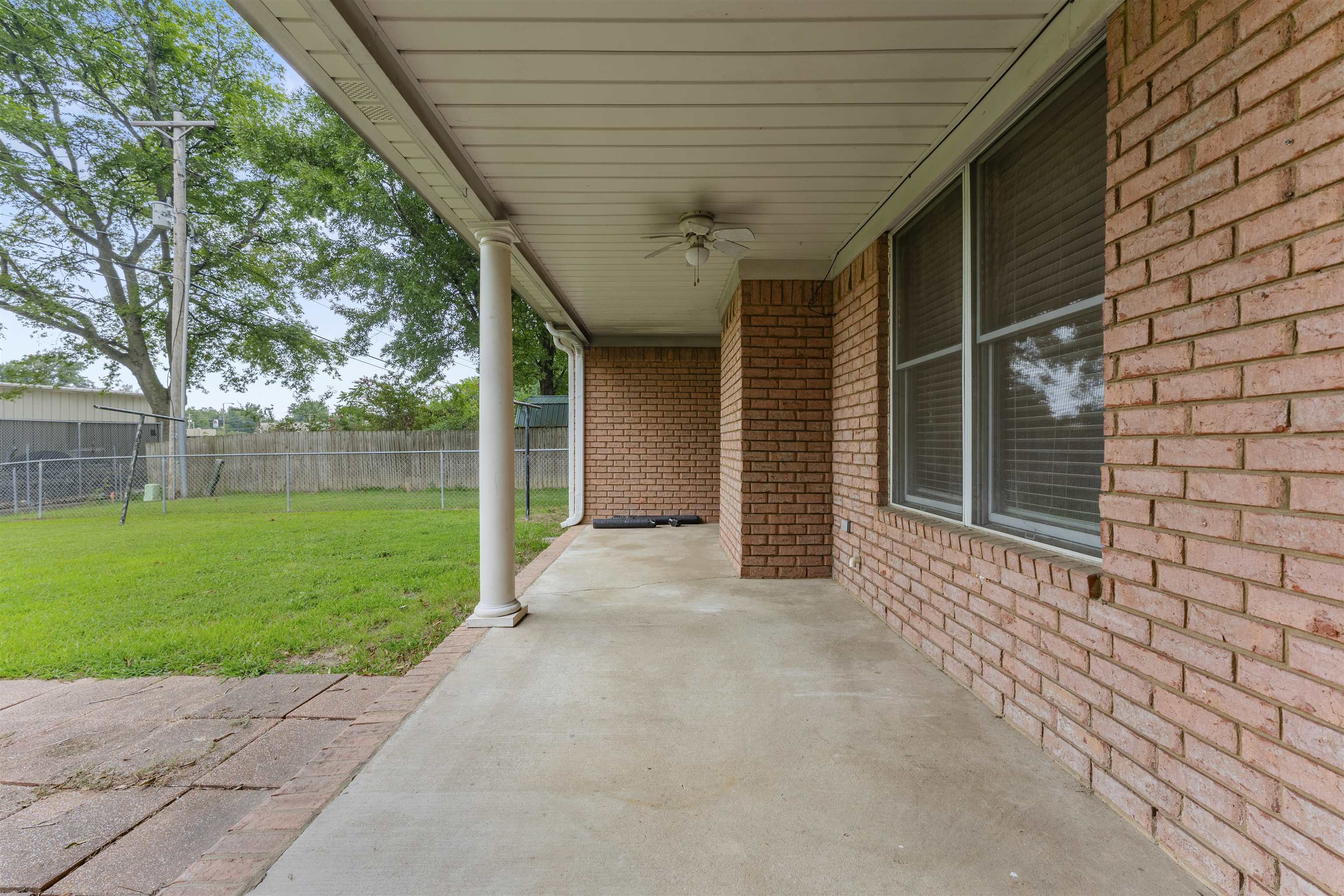 4862 Laraine Dr Property Photo 33