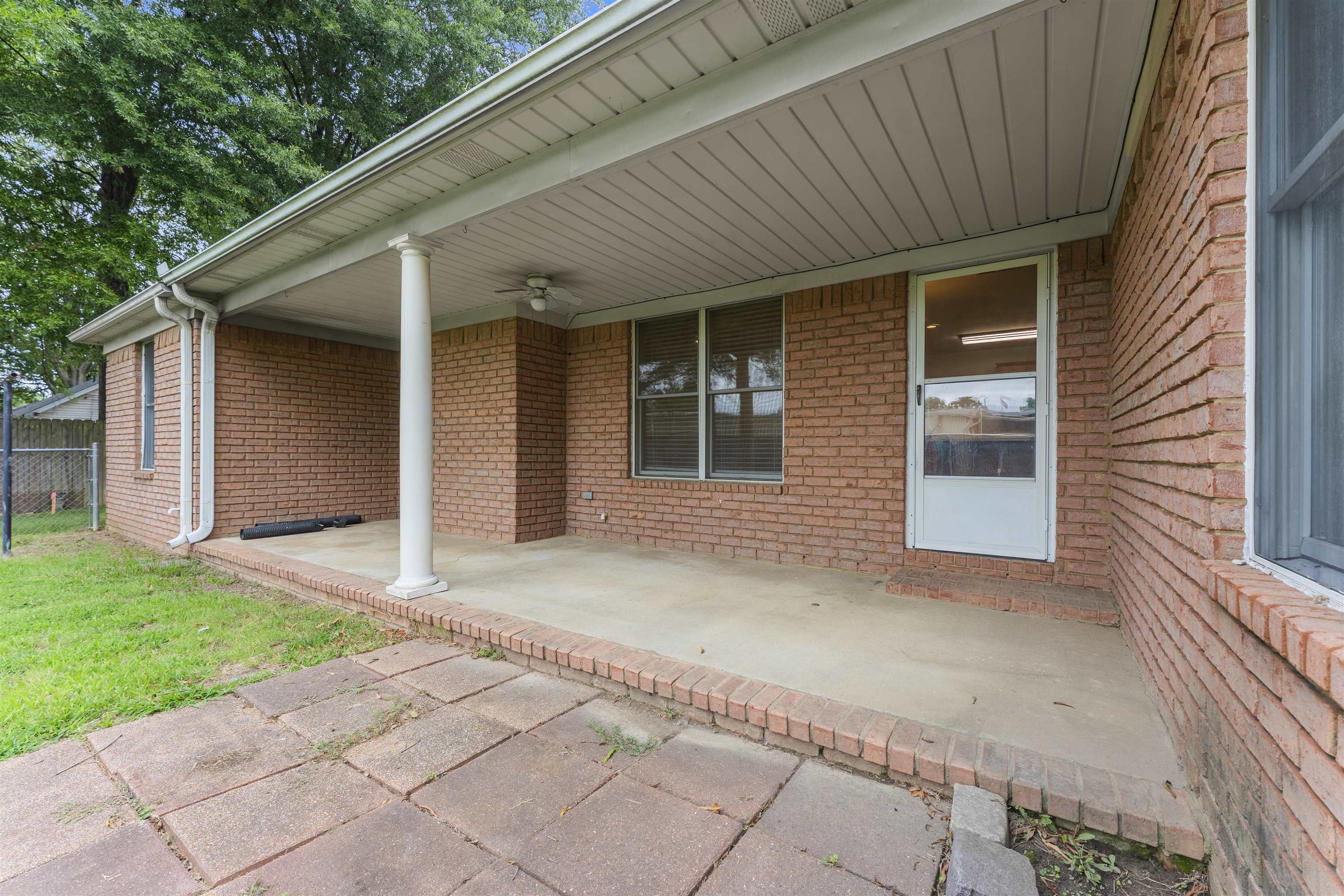4862 Laraine Dr Property Photo 35