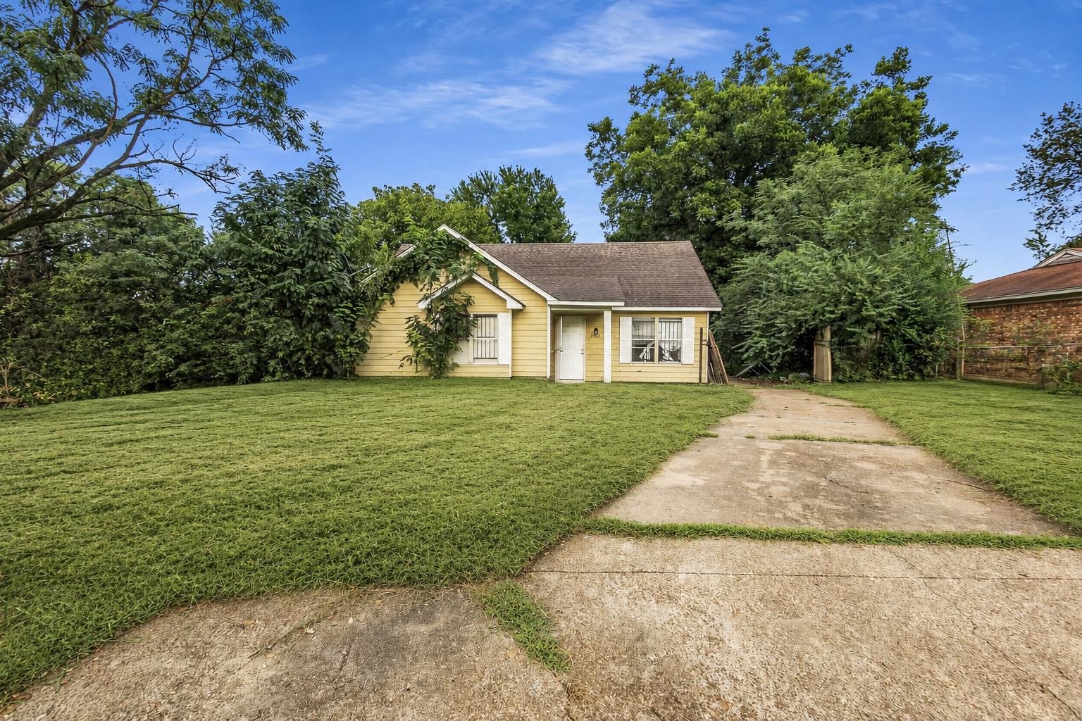 5266 Bitter Creek Dr Property Photo 1
