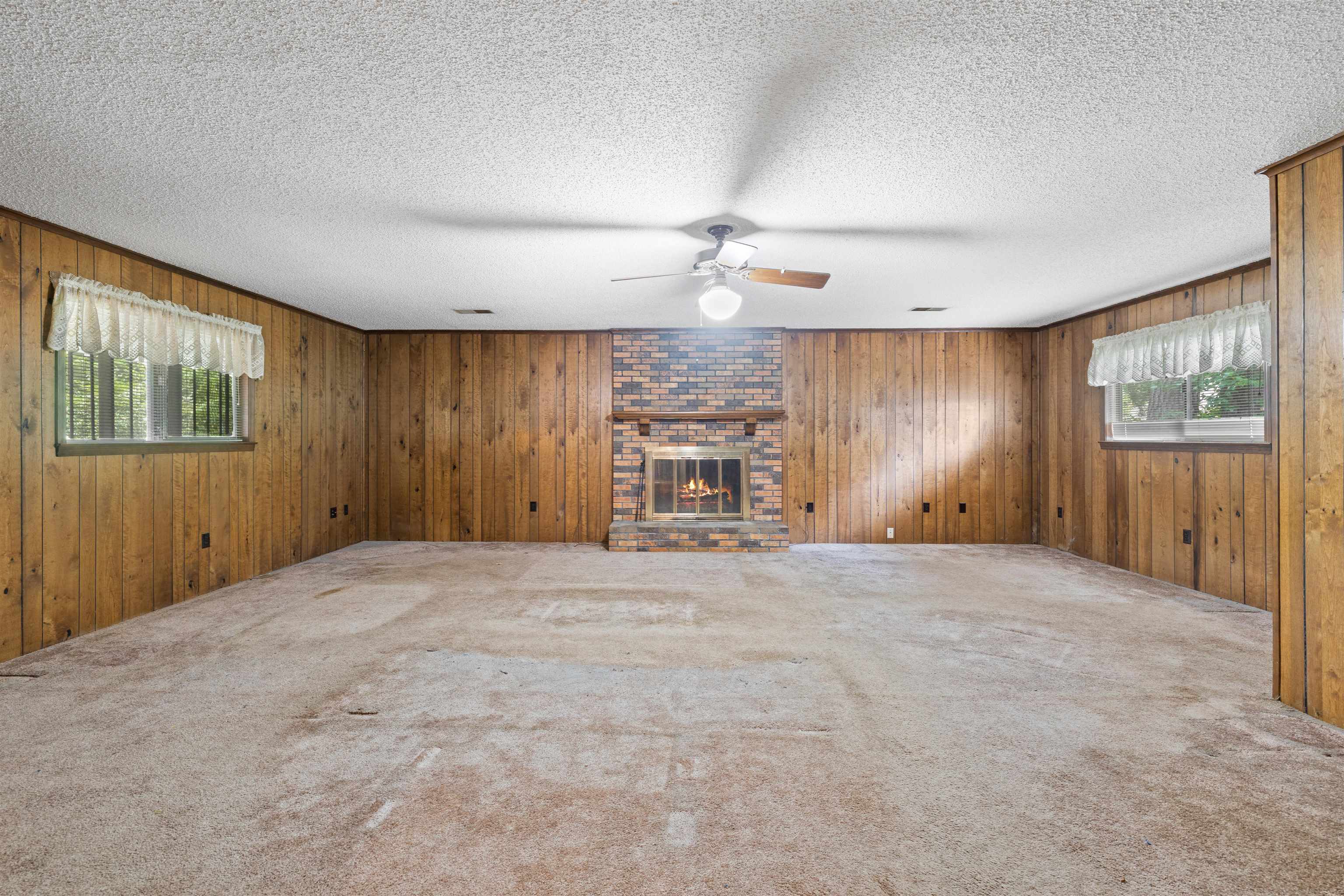 3960 Pikes Peak Ave Property Photo 18
