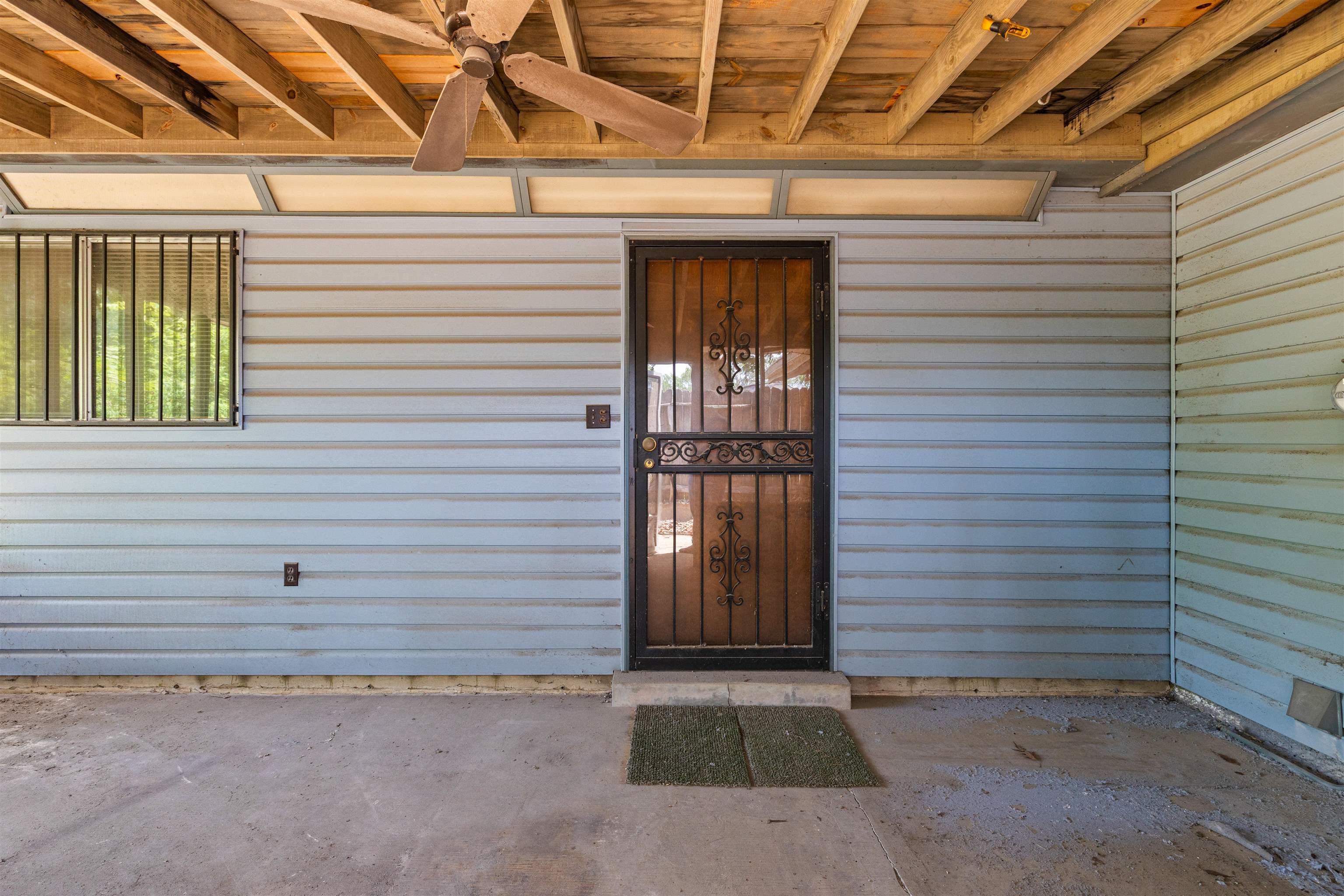 3960 Pikes Peak Ave Property Photo 27