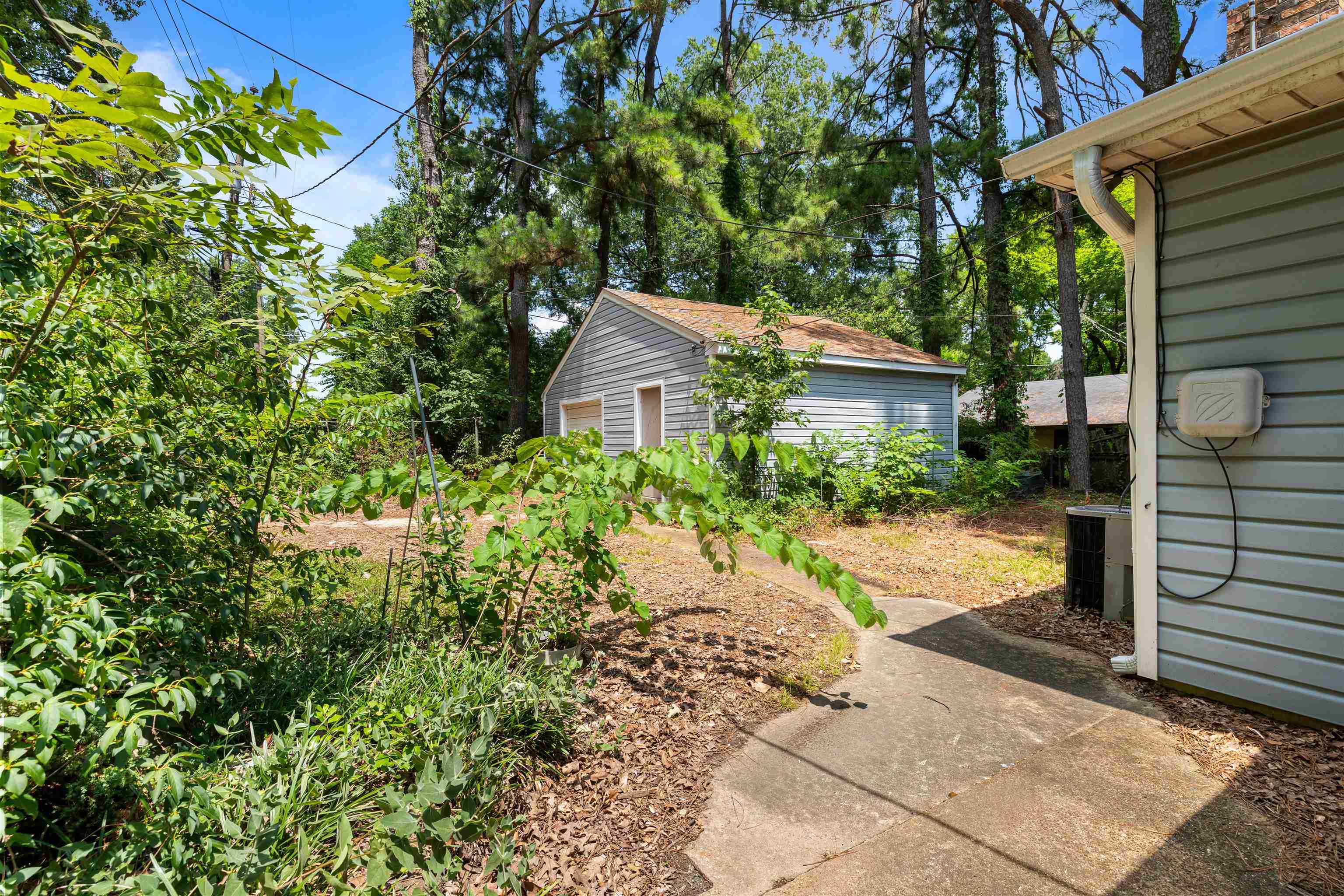 3960 Pikes Peak Ave Property Photo 29