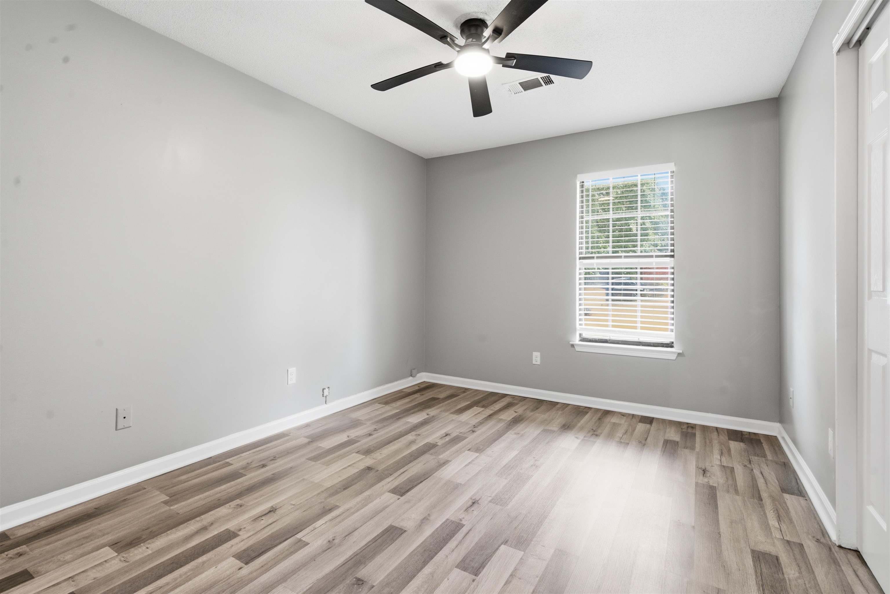 7223 Peppermill Rd Property Photo 11