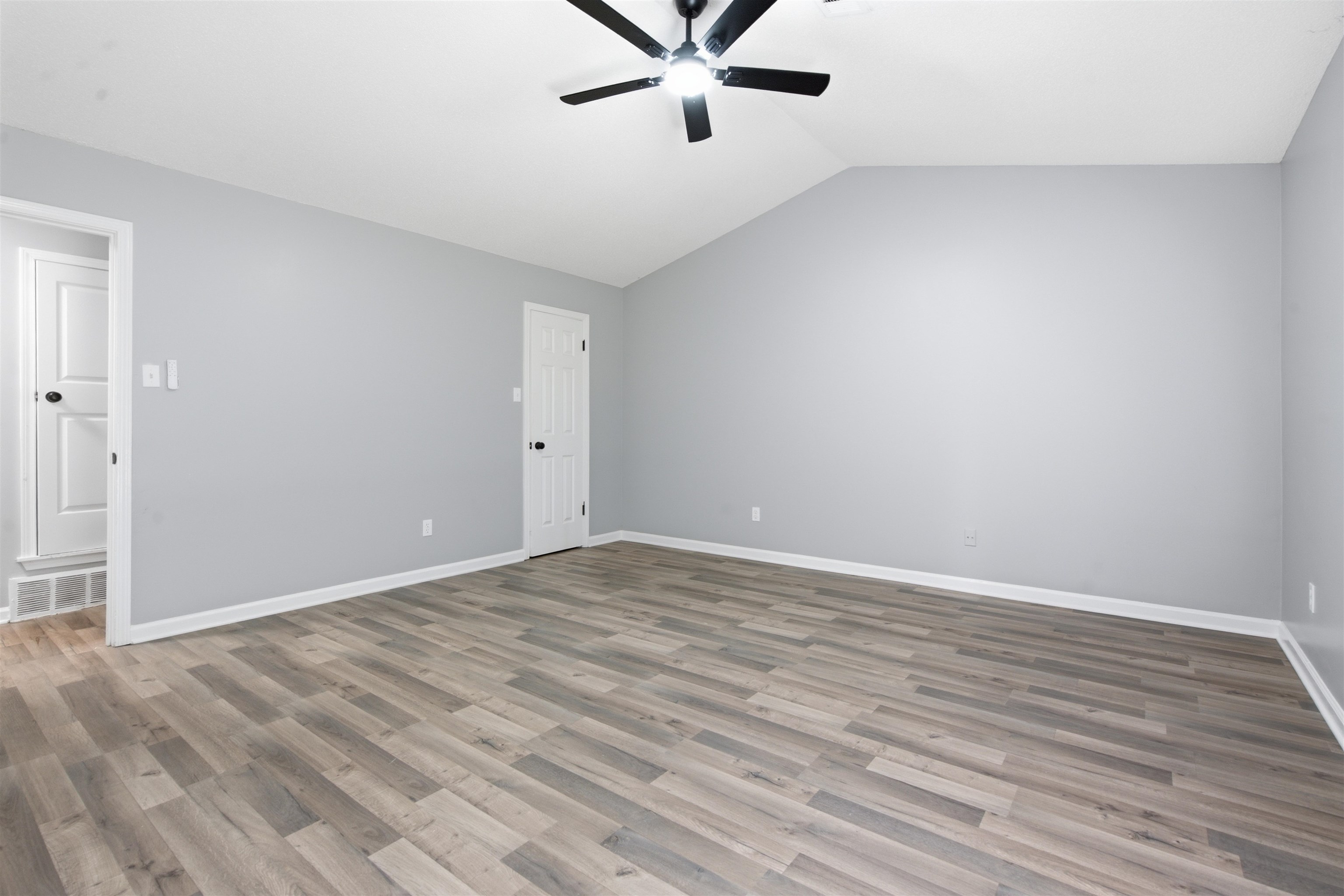 7223 Peppermill Rd Property Photo 12