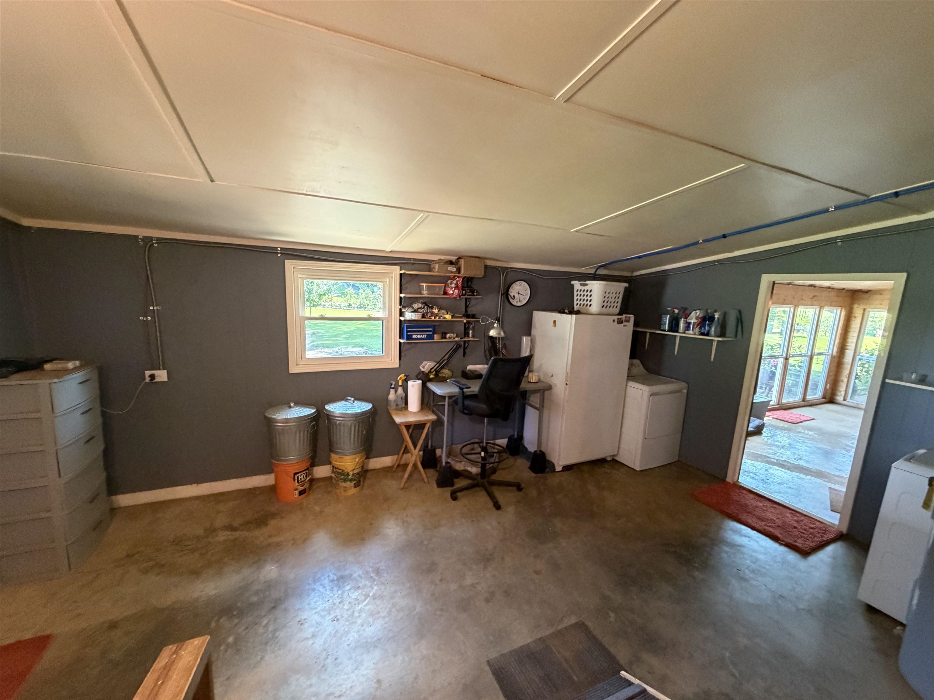 4190 Henderson Rd Property Photo 20