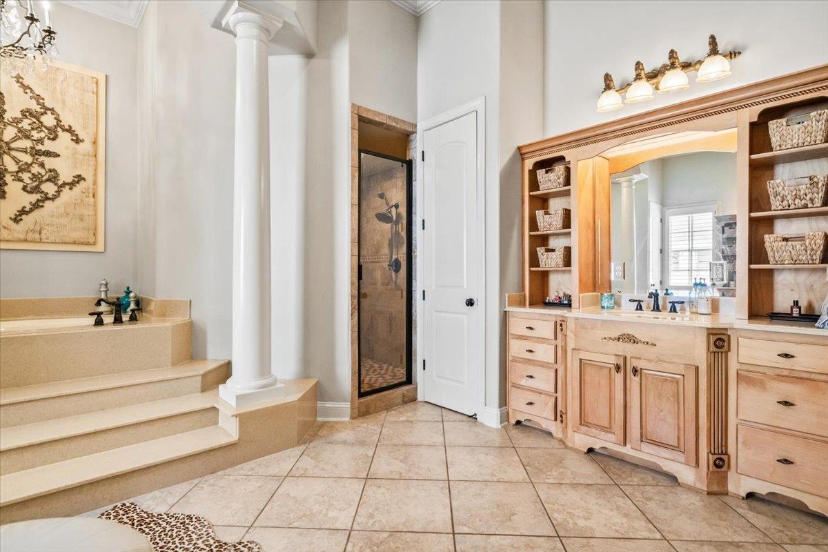 3128 Devonshire Way Property Photo 14