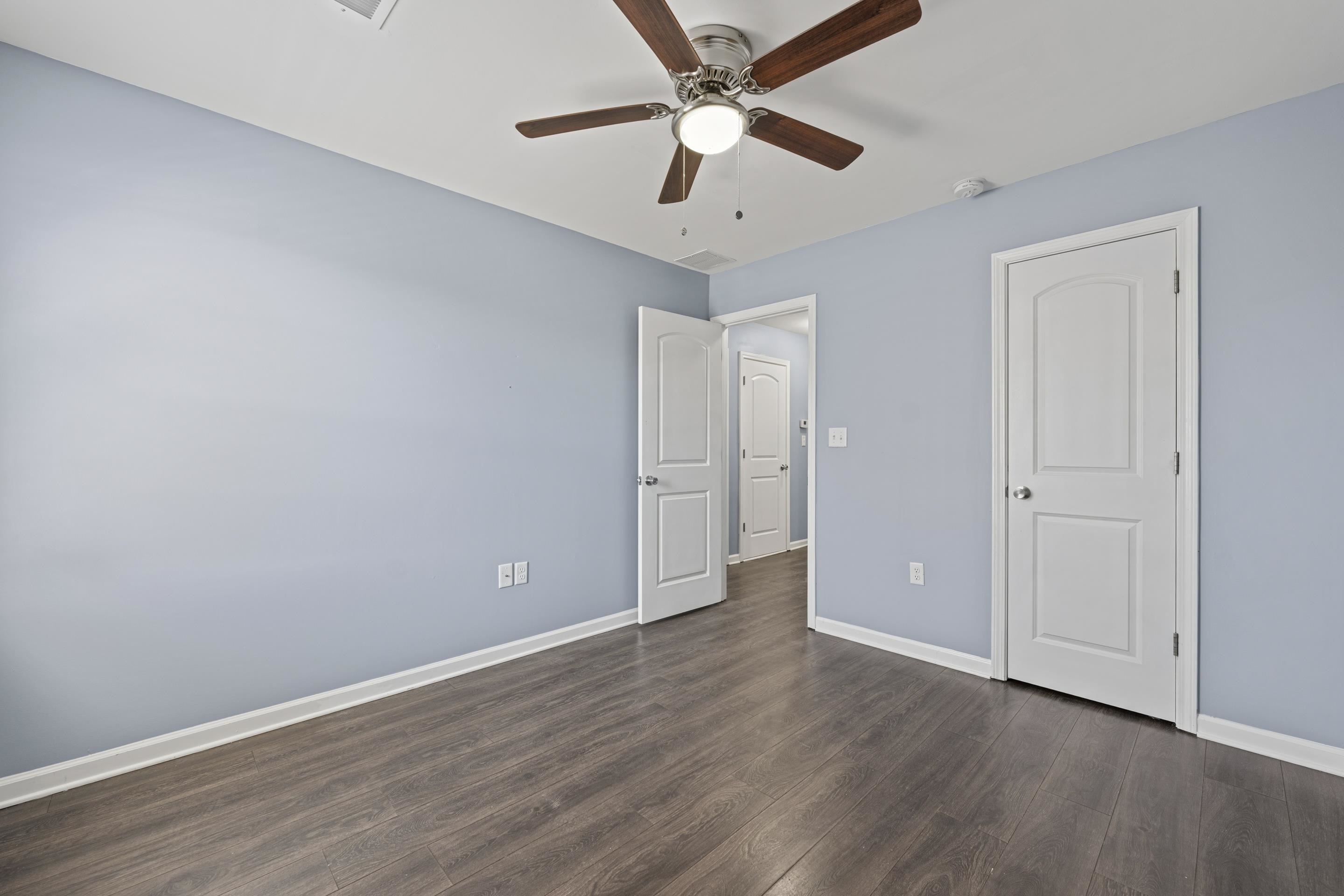4725 Addington Dr Property Photo 24