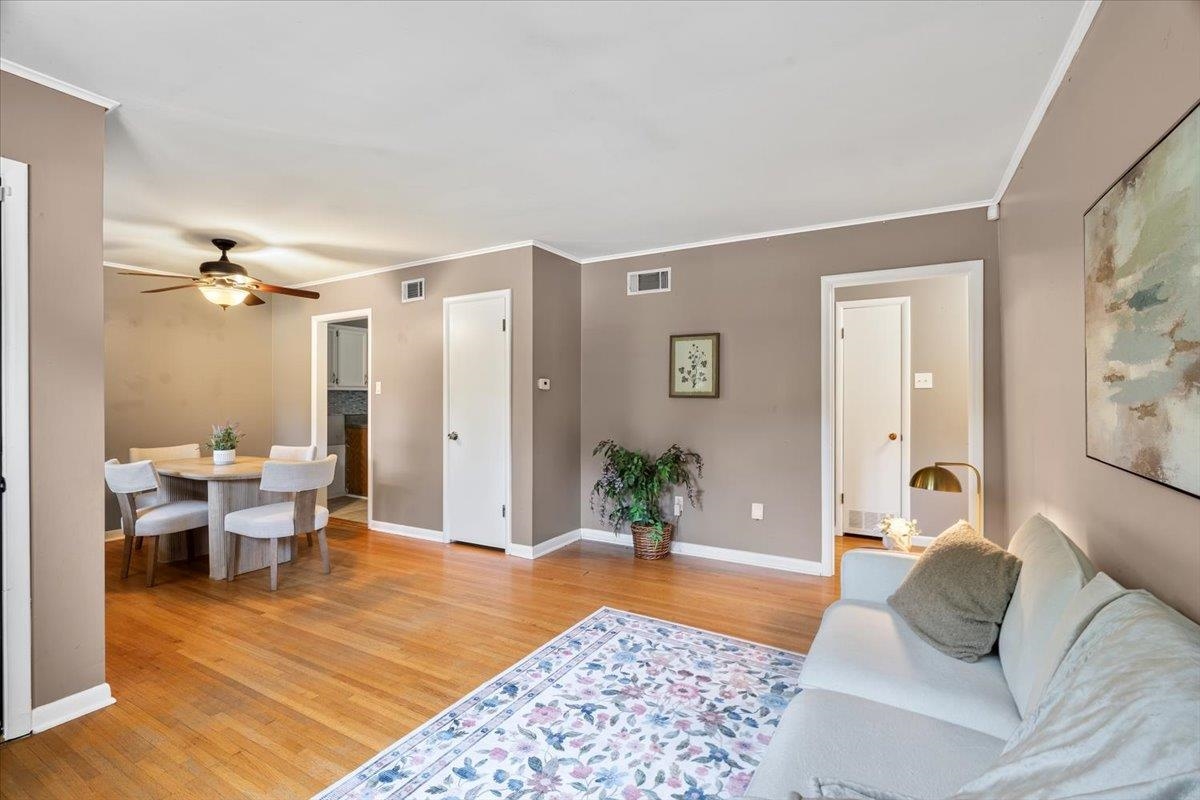 5098 Sea Isle Rd Property Photo 9