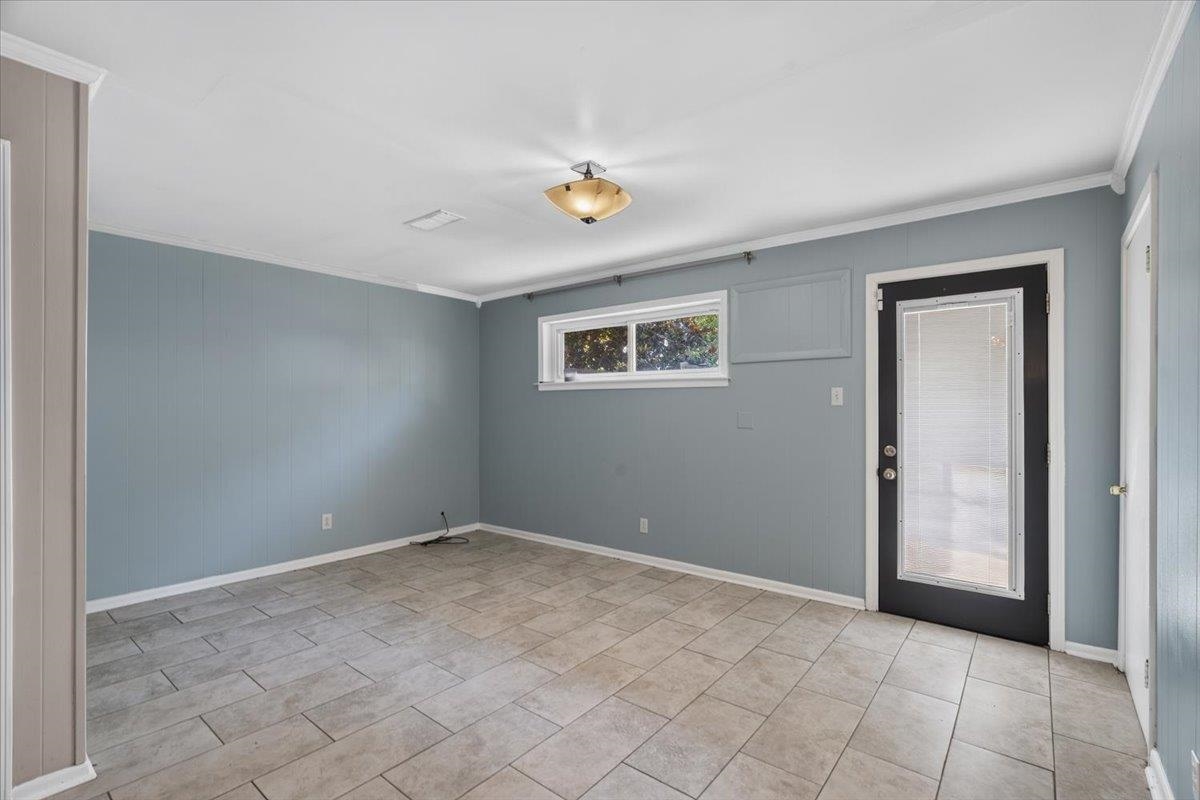 5098 Sea Isle Rd Property Photo 10