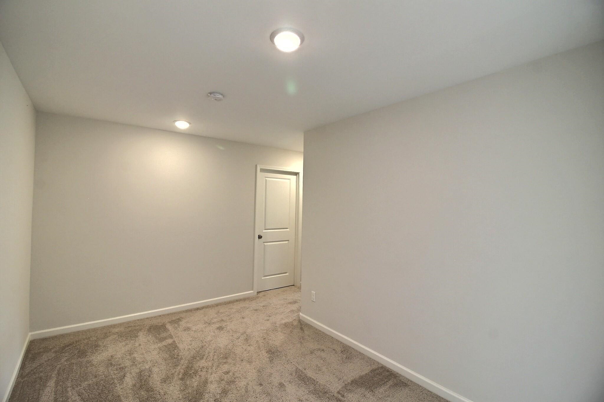 15 Grays Hollow Dr Property Photo 20