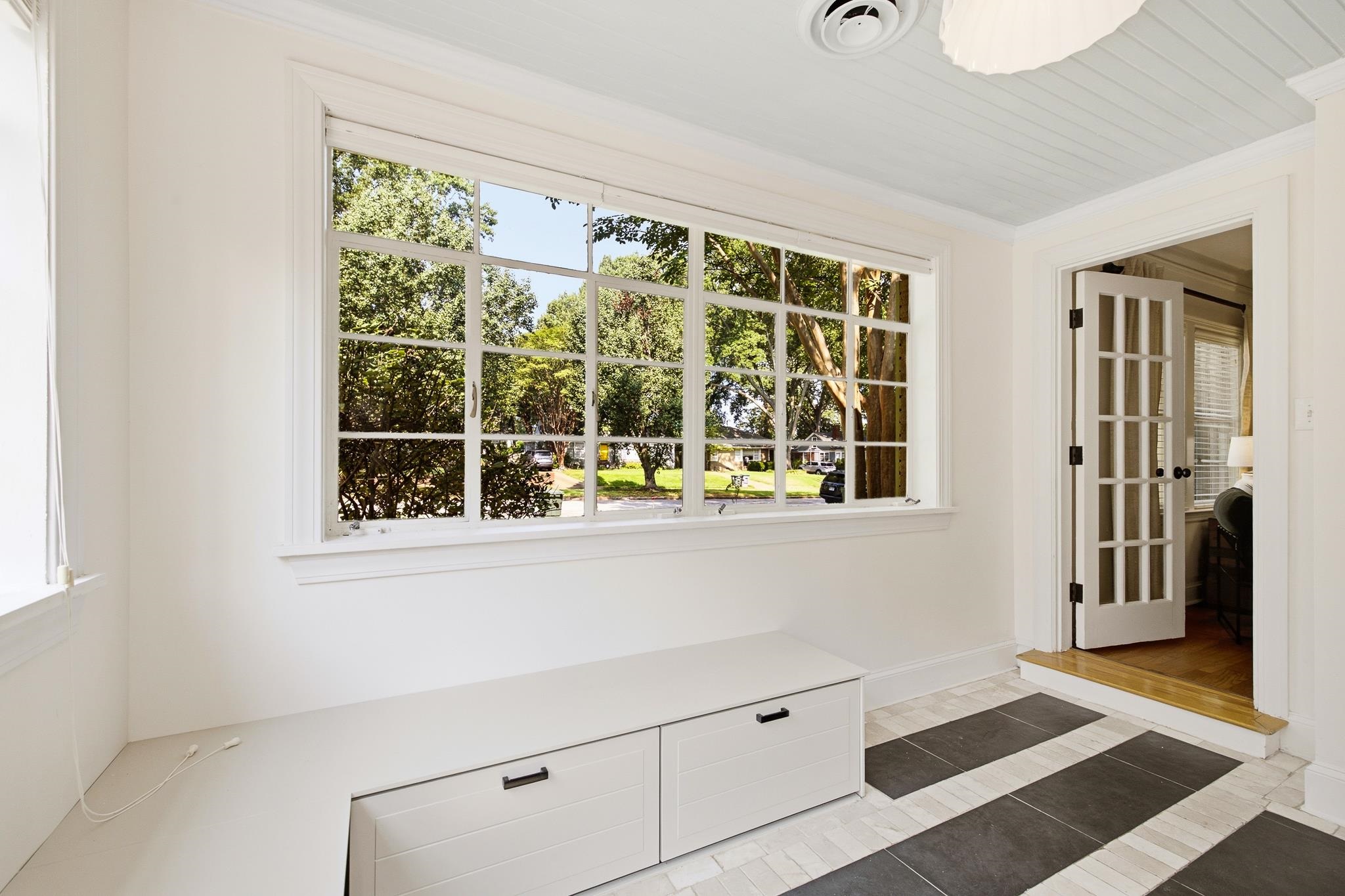 32 S Century St Property Photo 16