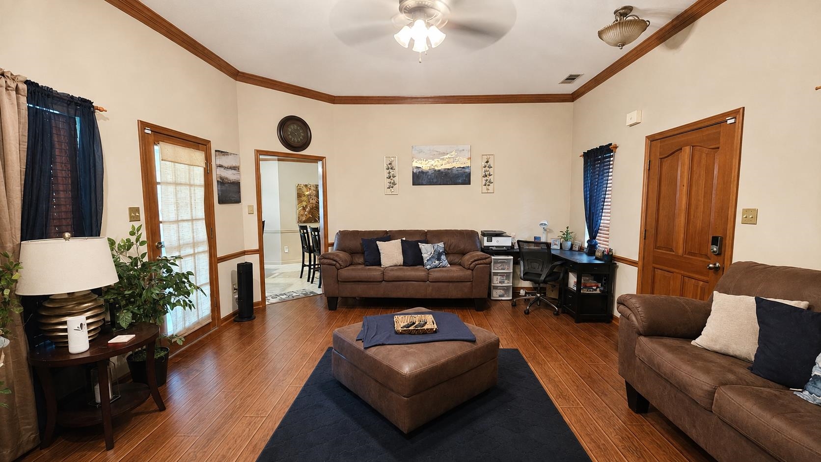 6652 Boylston Dr Property Photo 6