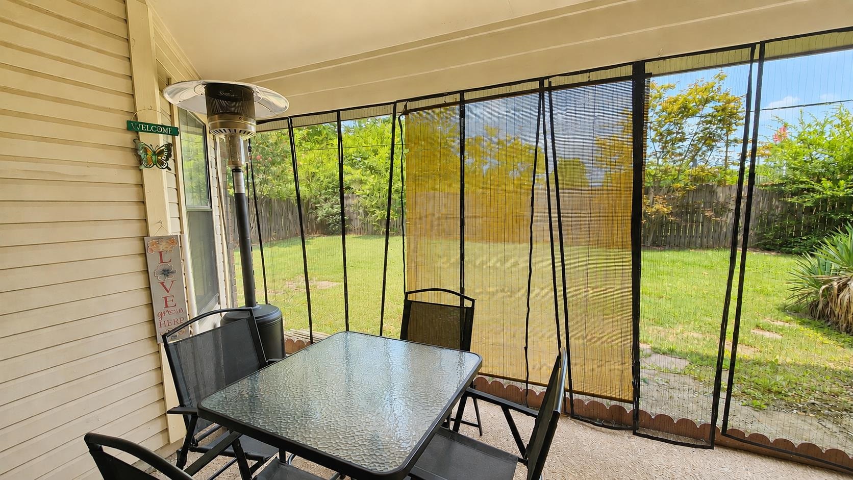 6652 Boylston Dr Property Photo 22