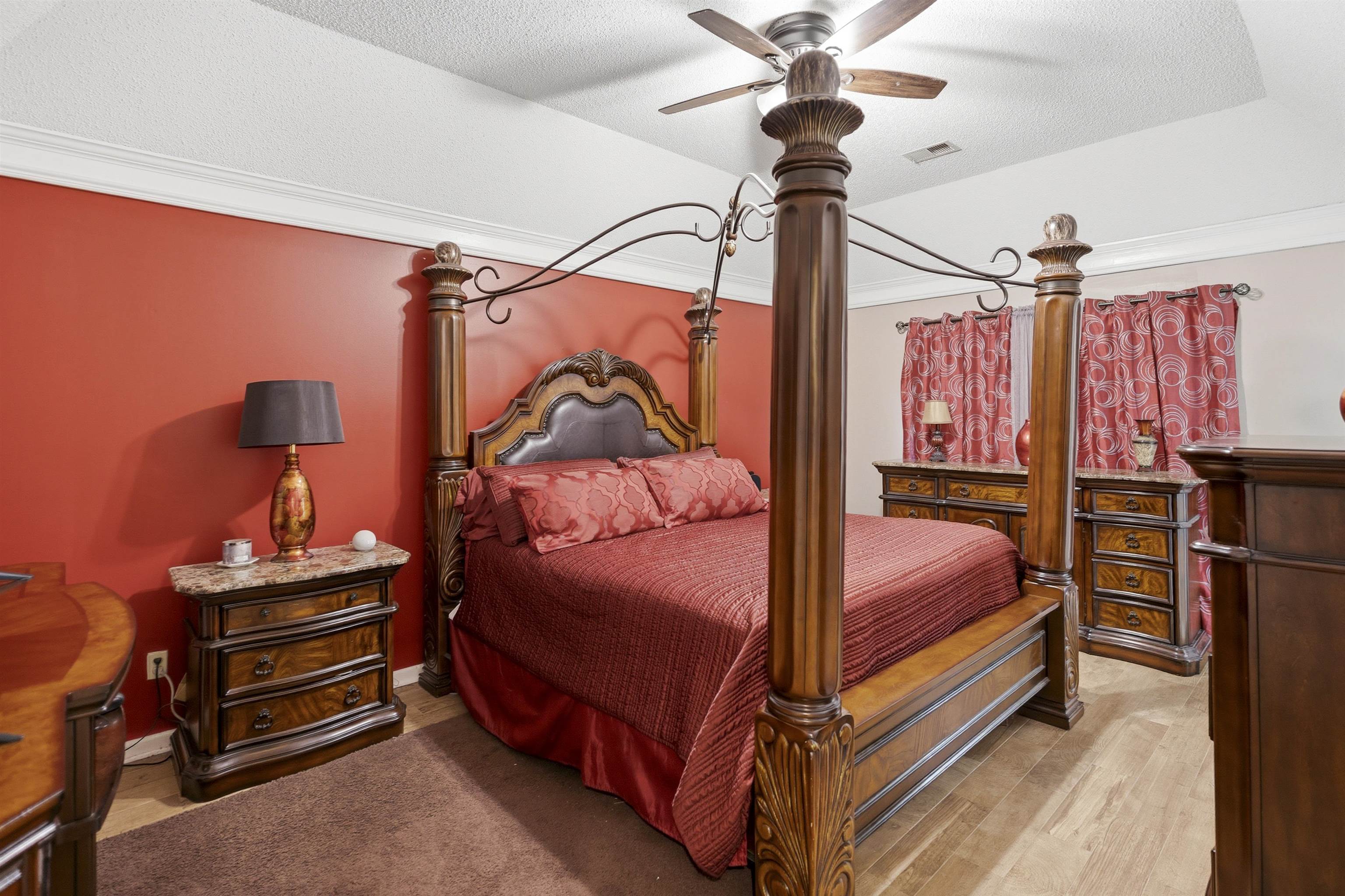 6756 Devenshire Ln Property Photo 18