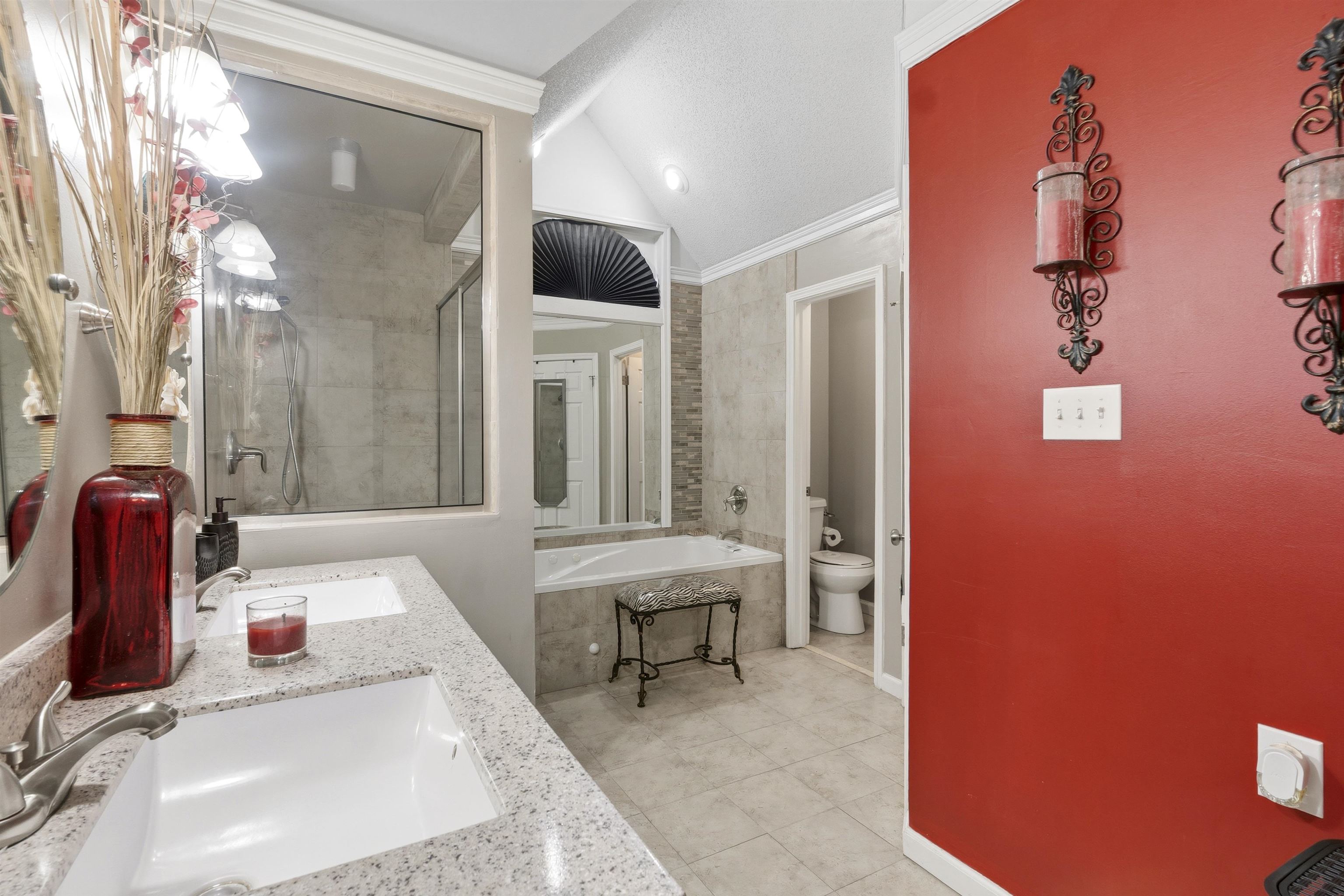 6756 Devenshire Ln Property Photo 20