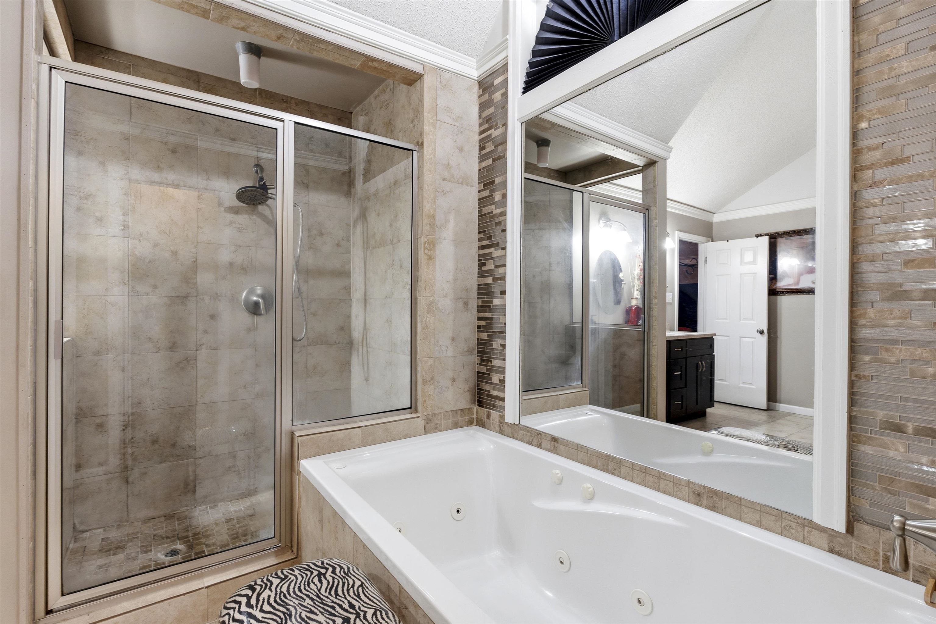 6756 Devenshire Ln Property Photo 22