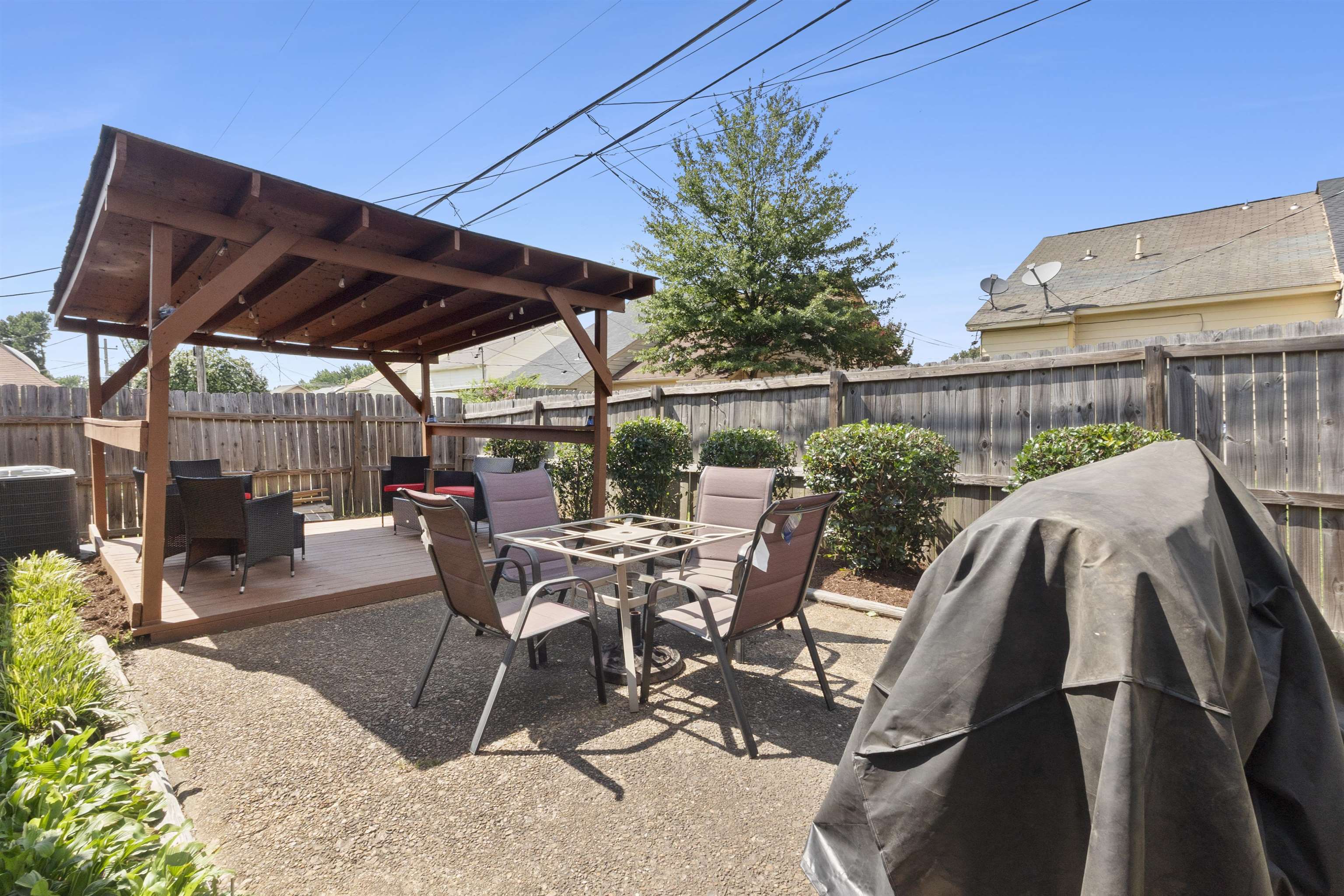 6756 Devenshire Ln Property Photo 27