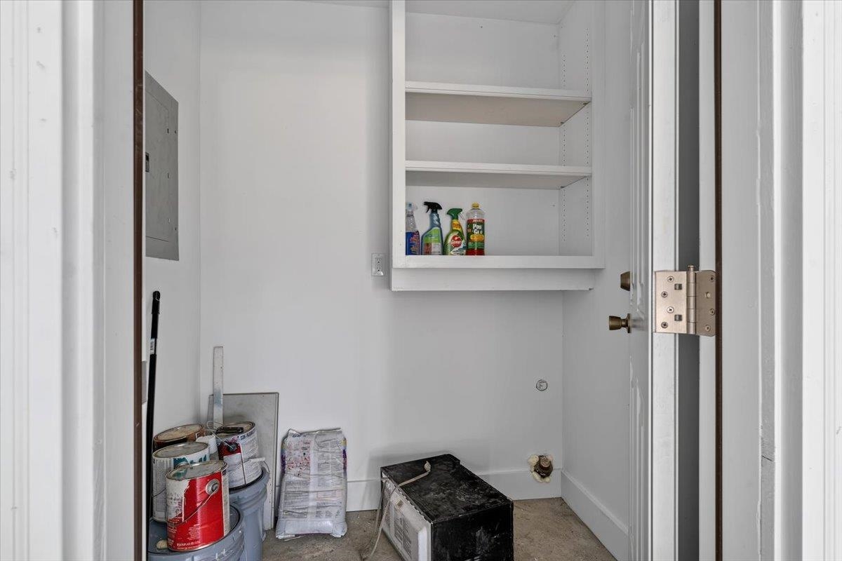 1744 W Holmes Rd Property Photo 20