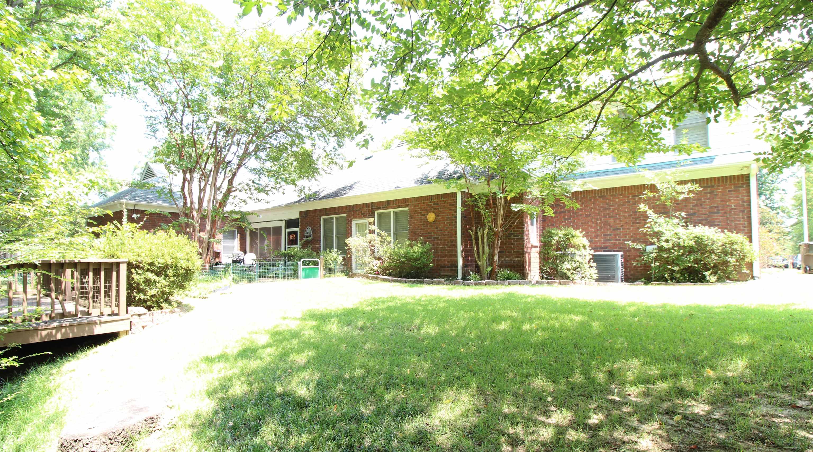 4197 Blackheath Dr Property Photo 3
