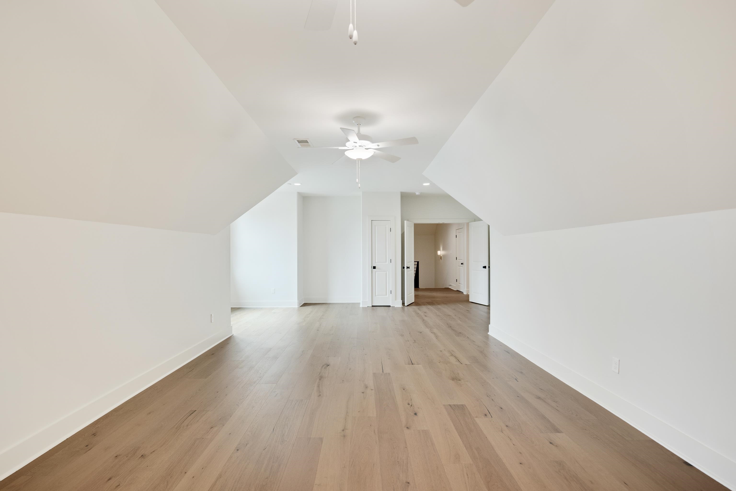 9121 Cheatham Ln N Property Photo 31