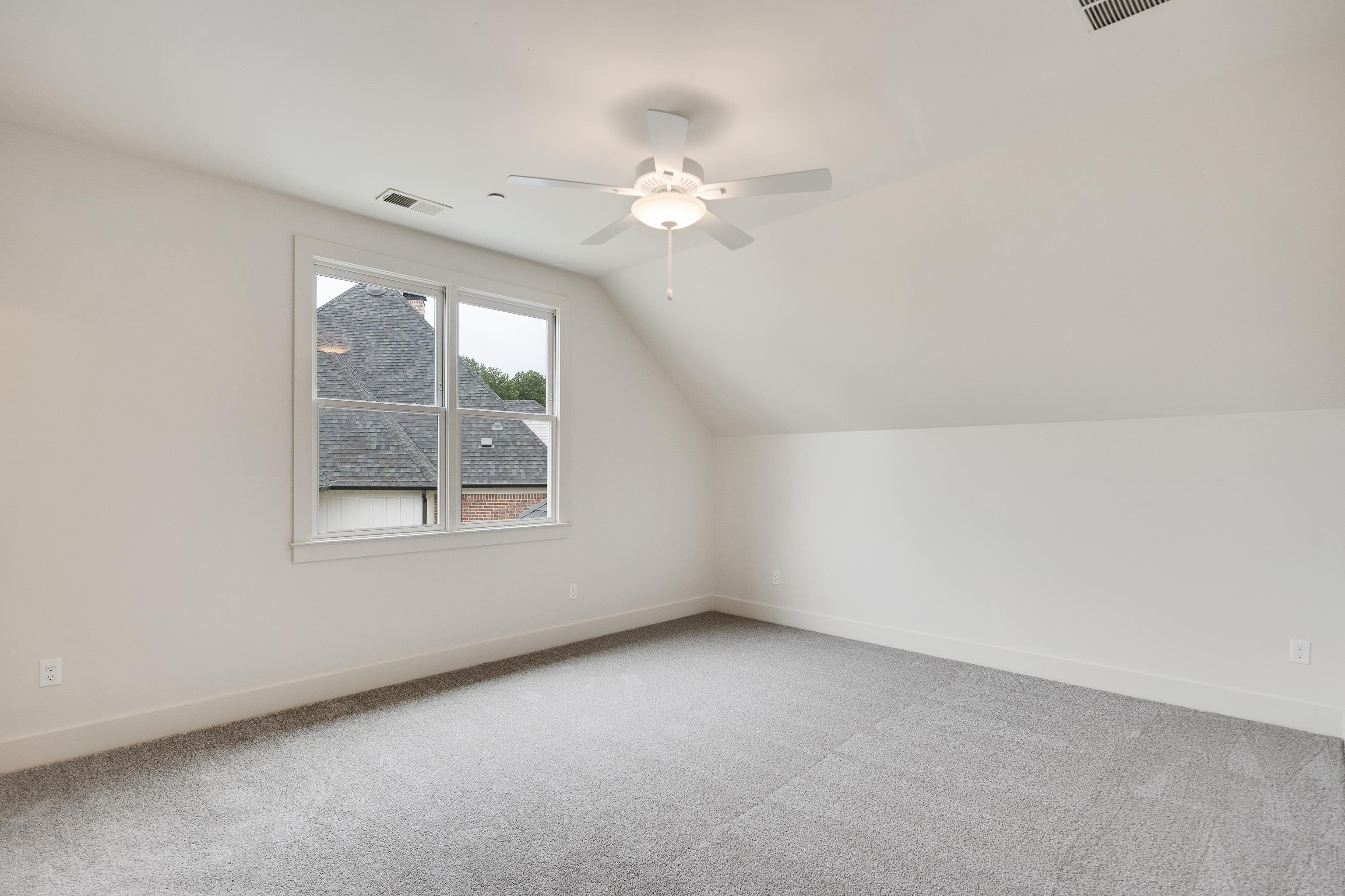 9121 Cheatham Ln N Property Photo 32