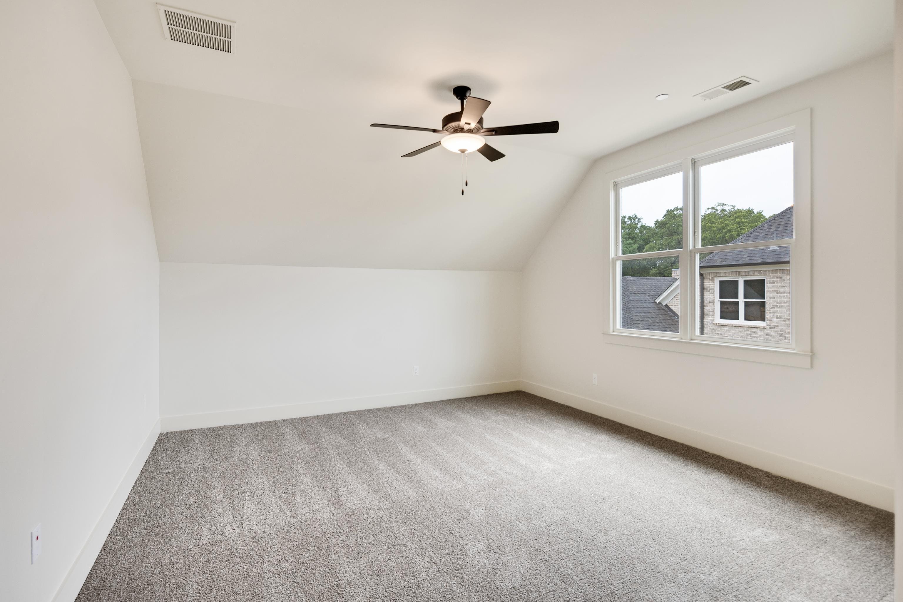9121 Cheatham Ln N Property Photo 34