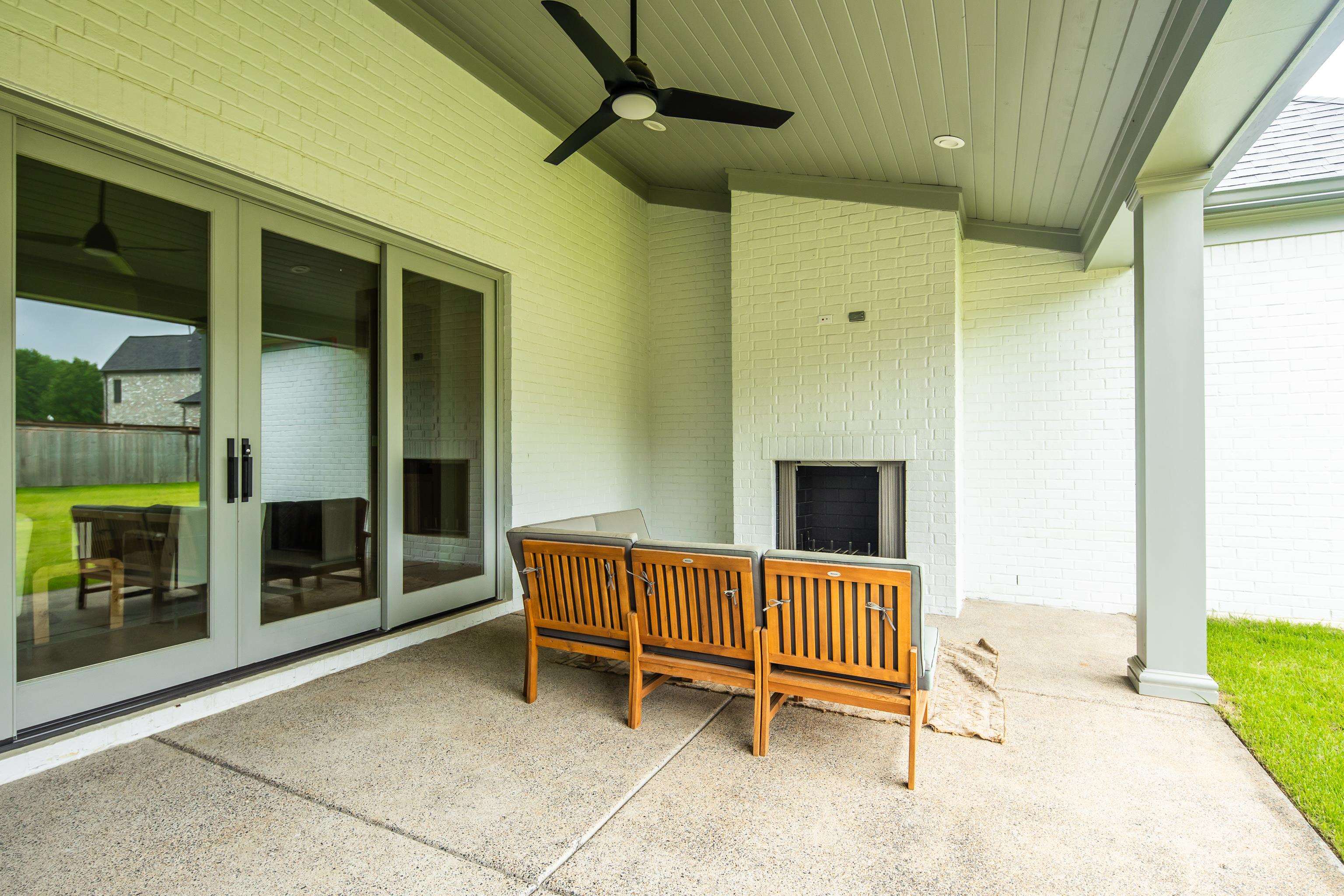 9121 Cheatham Ln N Property Photo 38