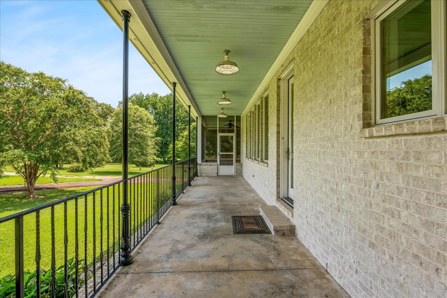 3930 Johnson Dr Property Photo 10