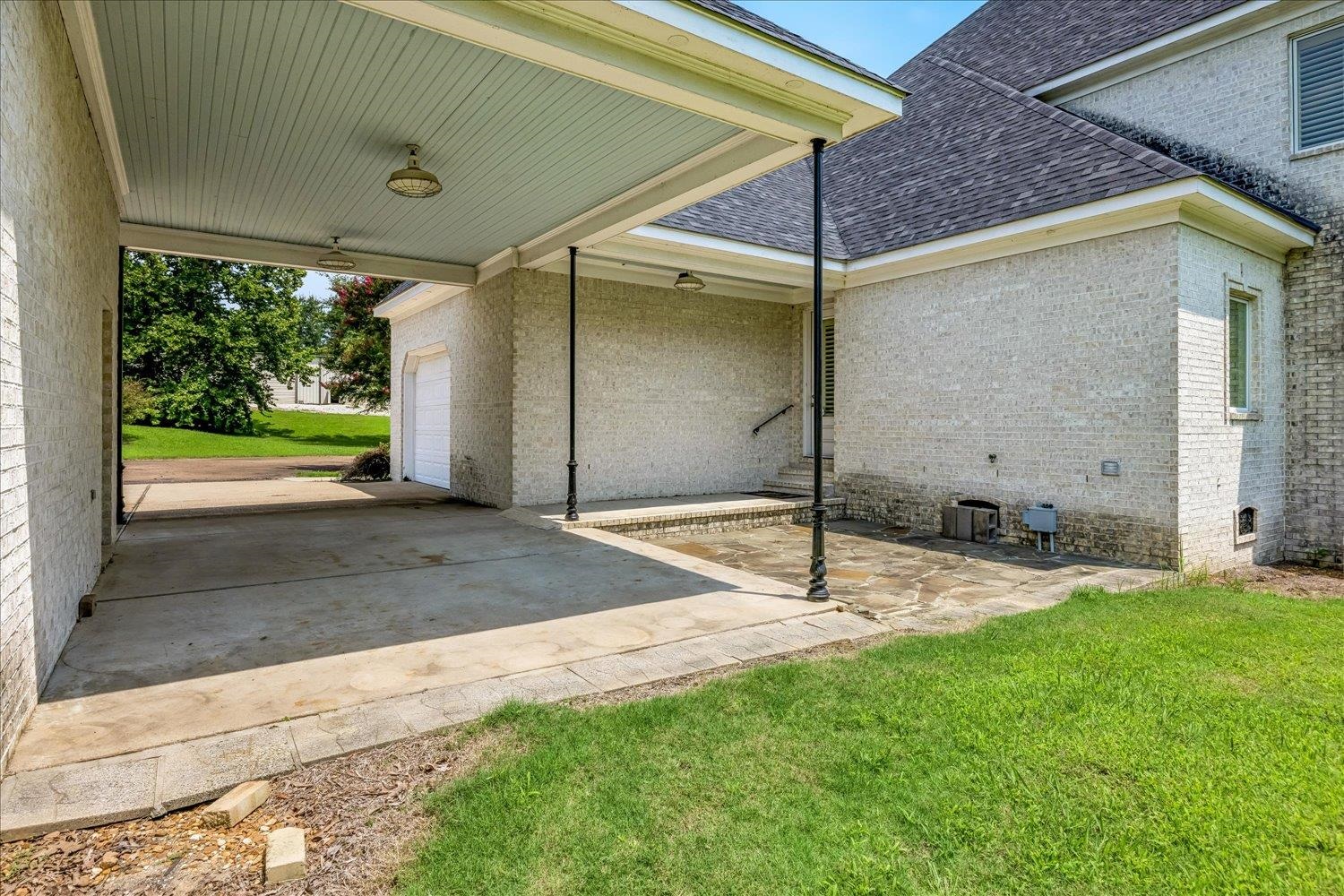 3930 Johnson Dr Property Photo 35
