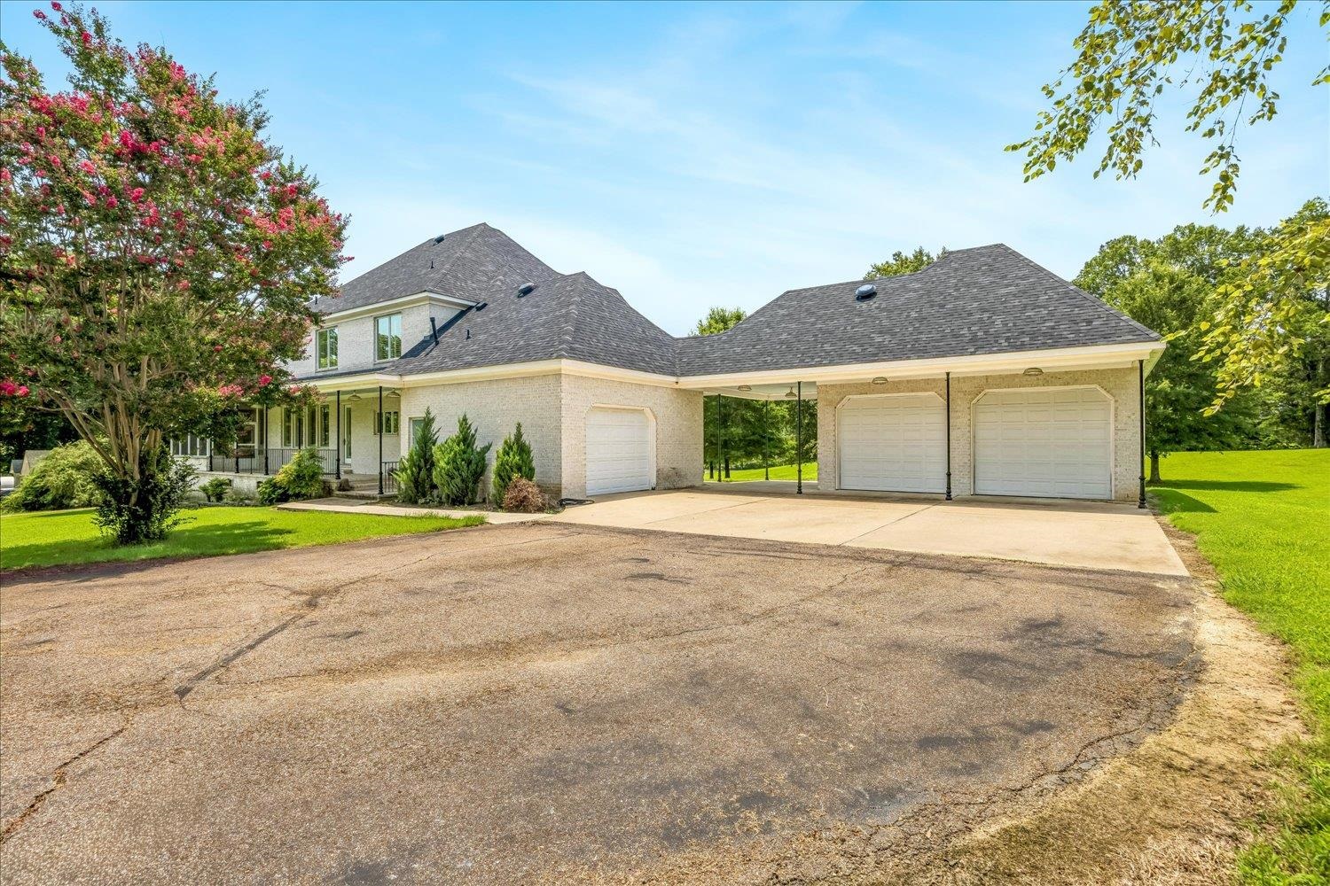 3930 Johnson Dr Property Photo 35