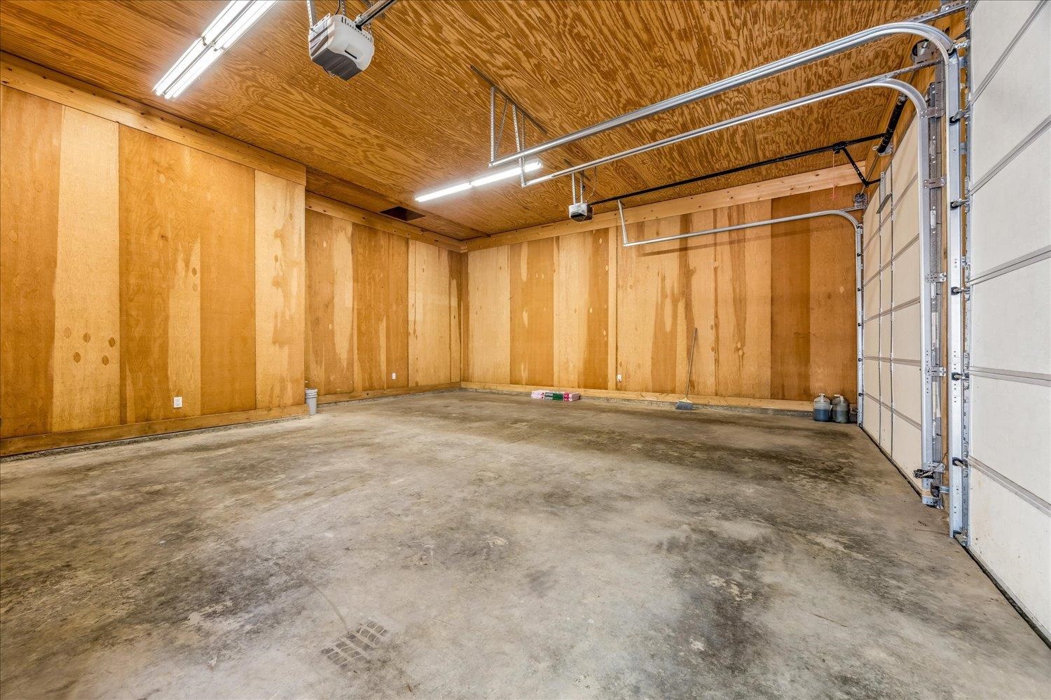 3930 Johnson Dr Property Photo 37