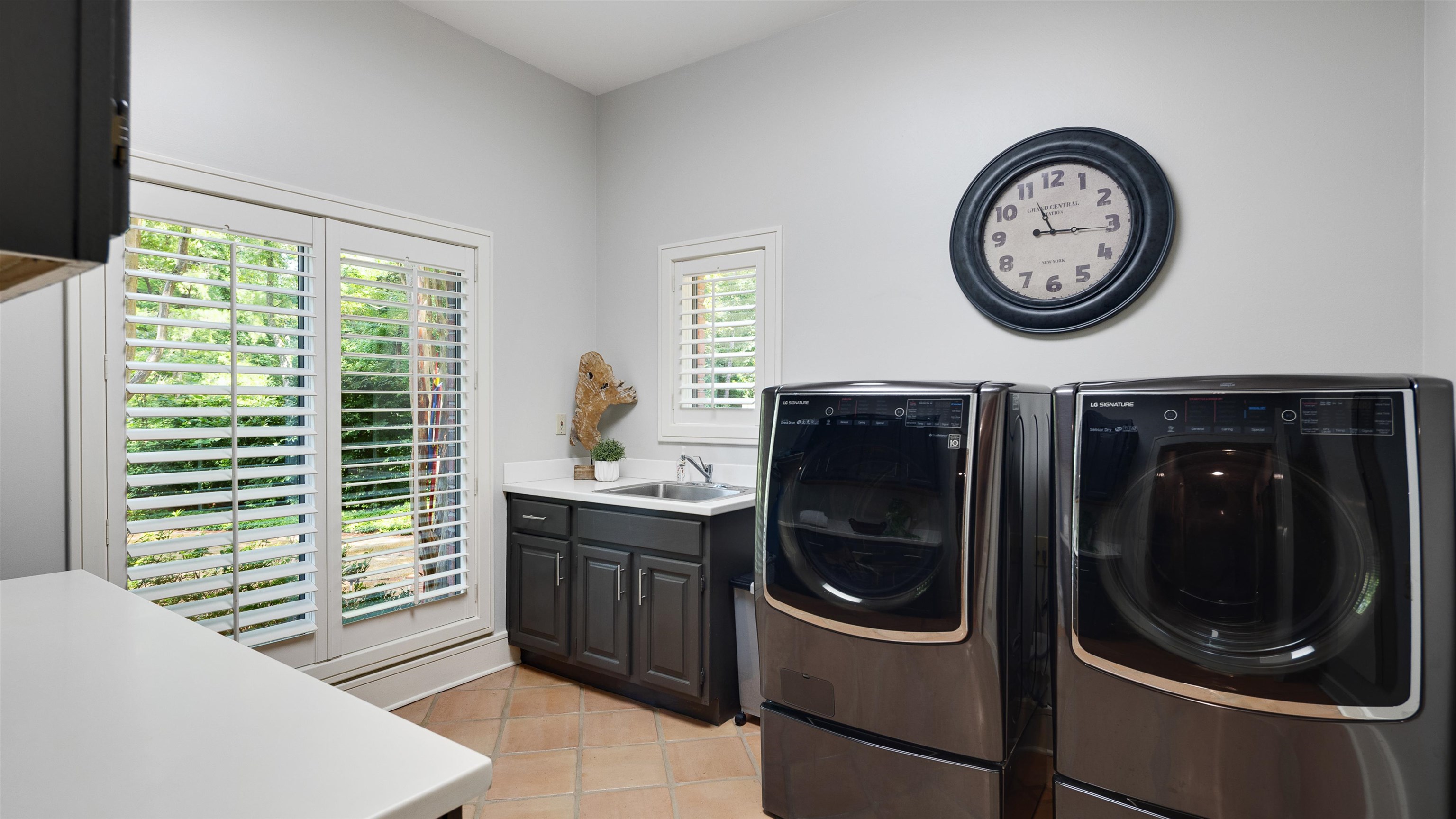 2350 Carters Grove Ln Property Photo 38
