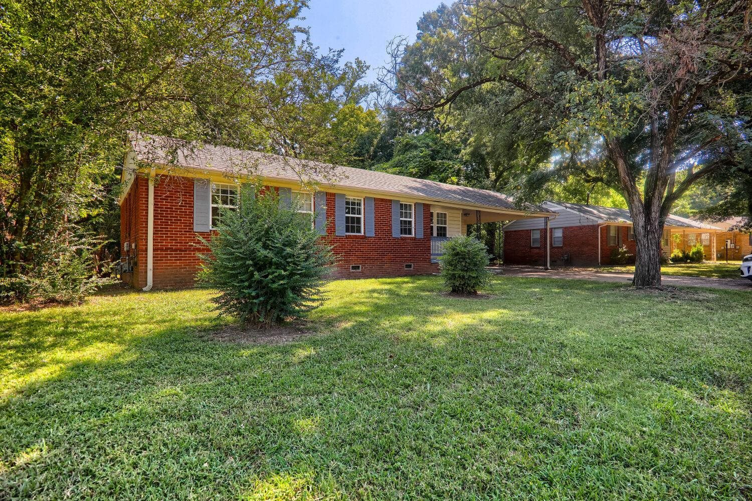 3996 Mountain St Property Photo 2