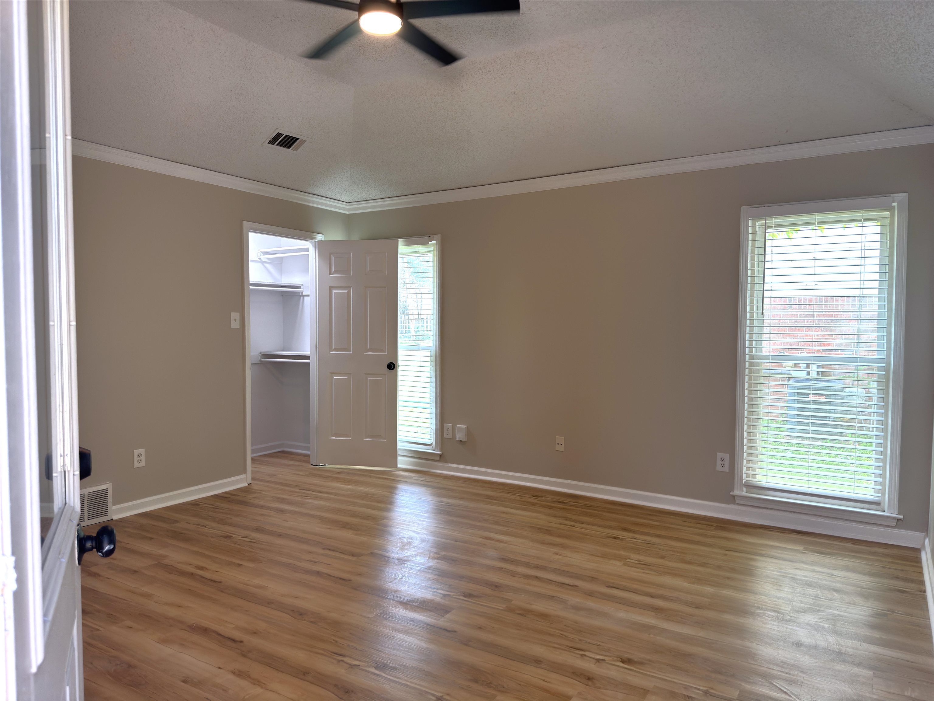 927 Cully Rd Property Photo 13