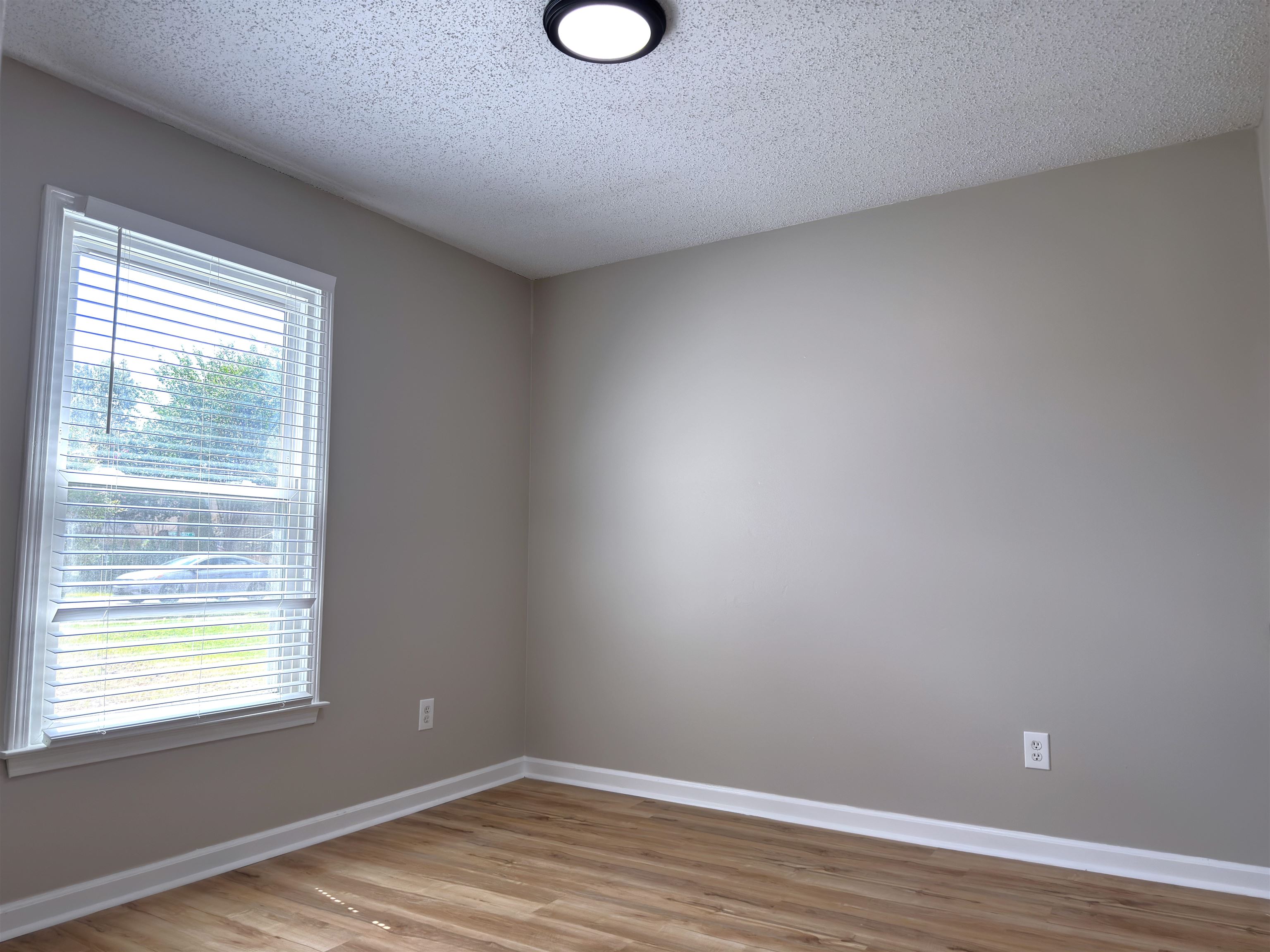927 Cully Rd Property Photo 20