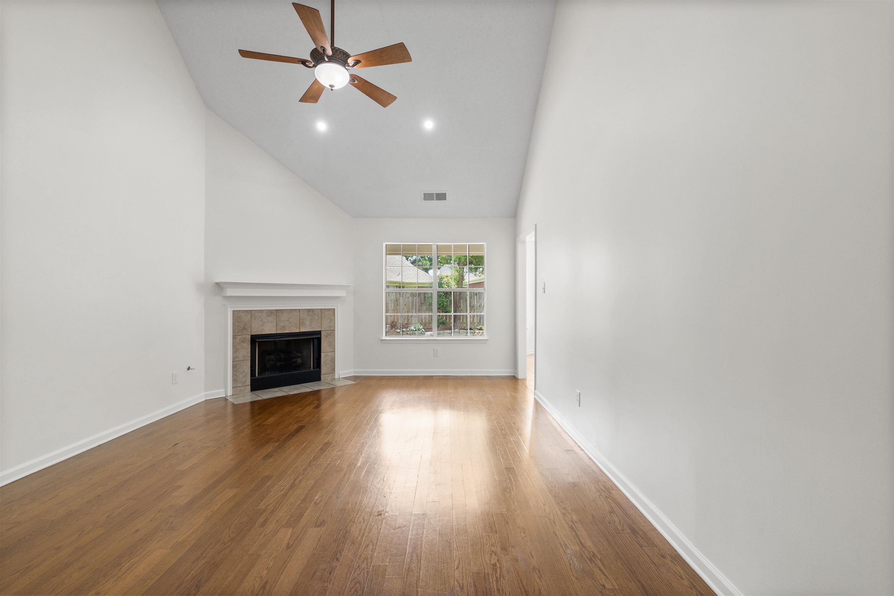 8124 Country Village Dr Property Photo 8