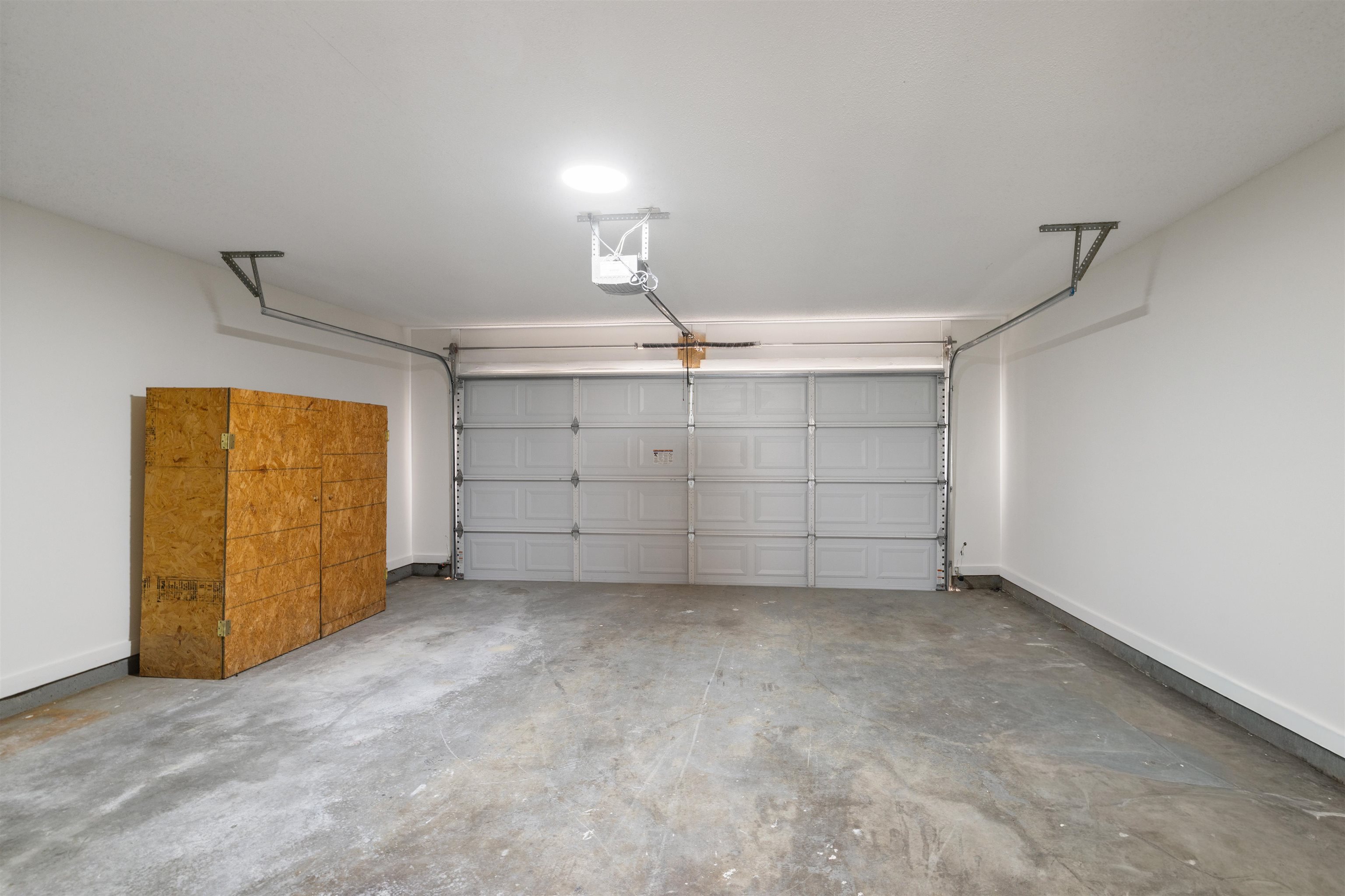 8124 Country Village Dr Property Photo 18
